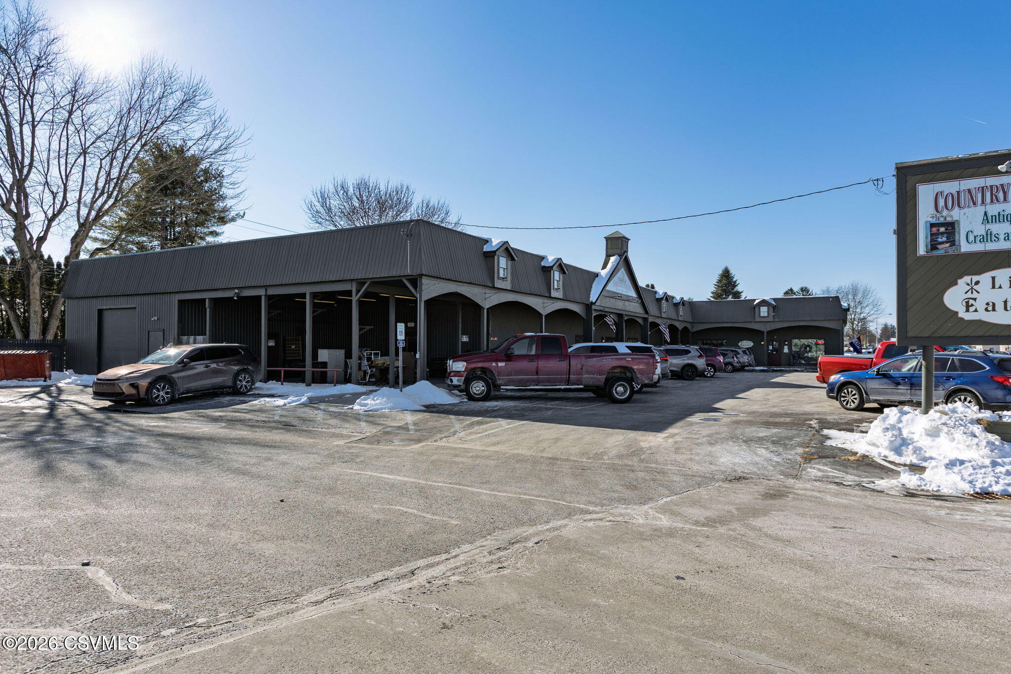 145 E CHESTNUT Street