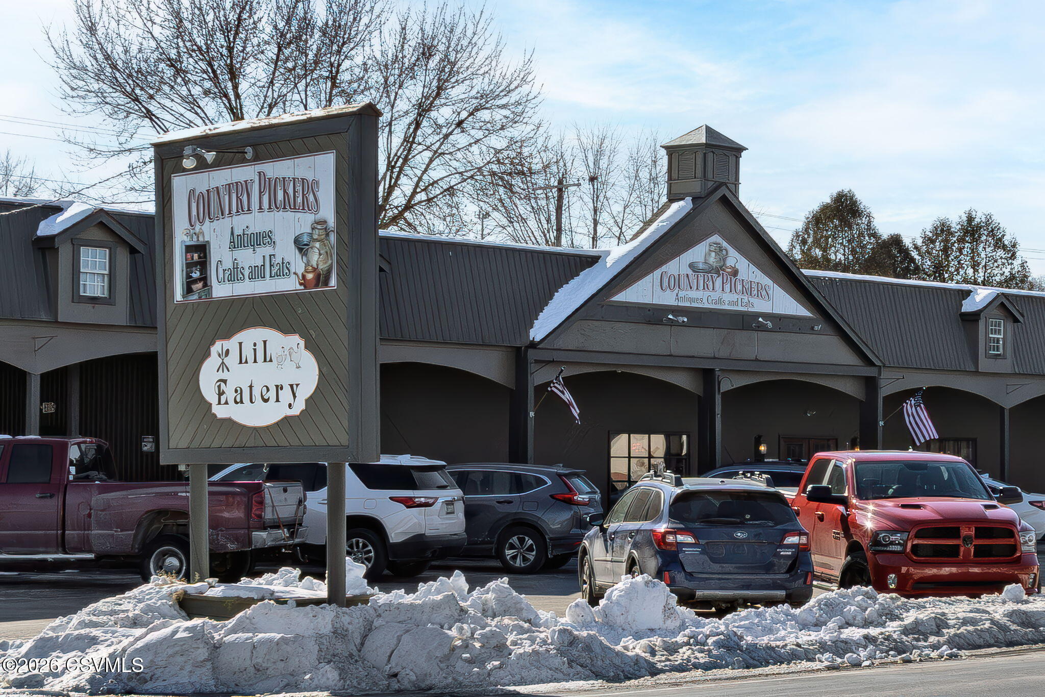 145 E CHESTNUT Street