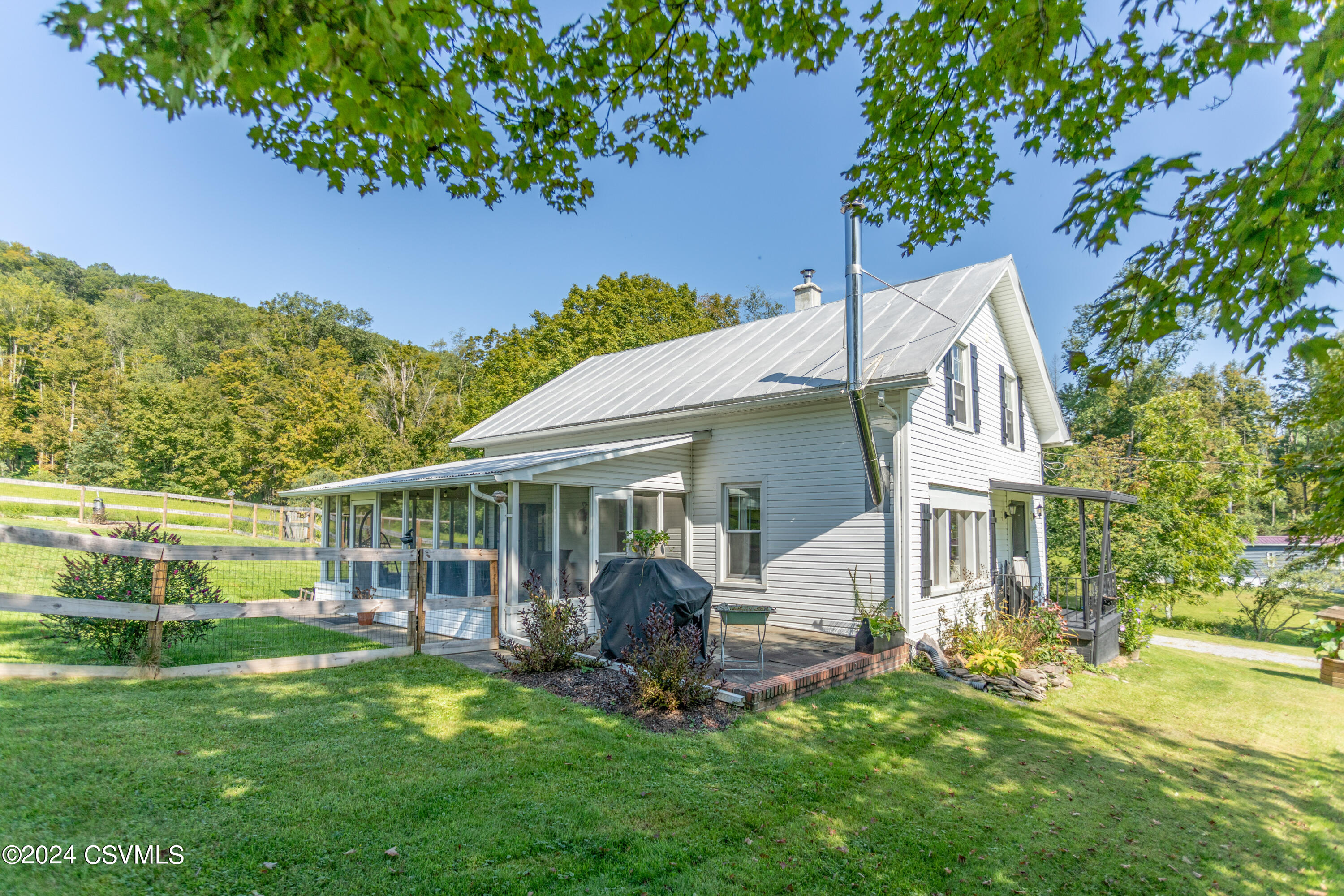 Millville, Pennsylvania 17846, United States, 3 Bedrooms Bedrooms, ,1 BathroomBathrooms,Residential,Active,46237