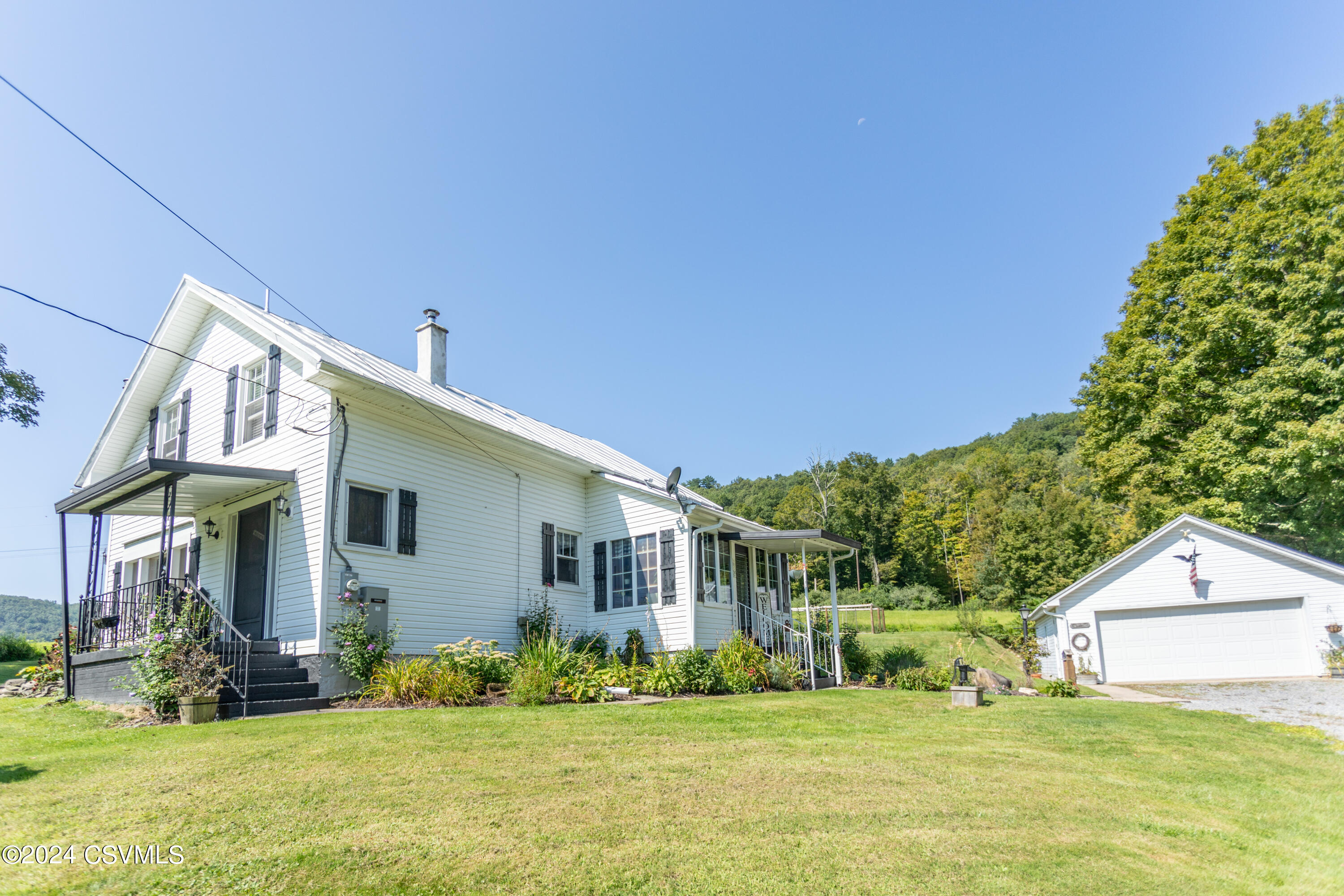 Millville, Pennsylvania 17846, United States, 3 Bedrooms Bedrooms, ,1 BathroomBathrooms,Residential,Active,46237