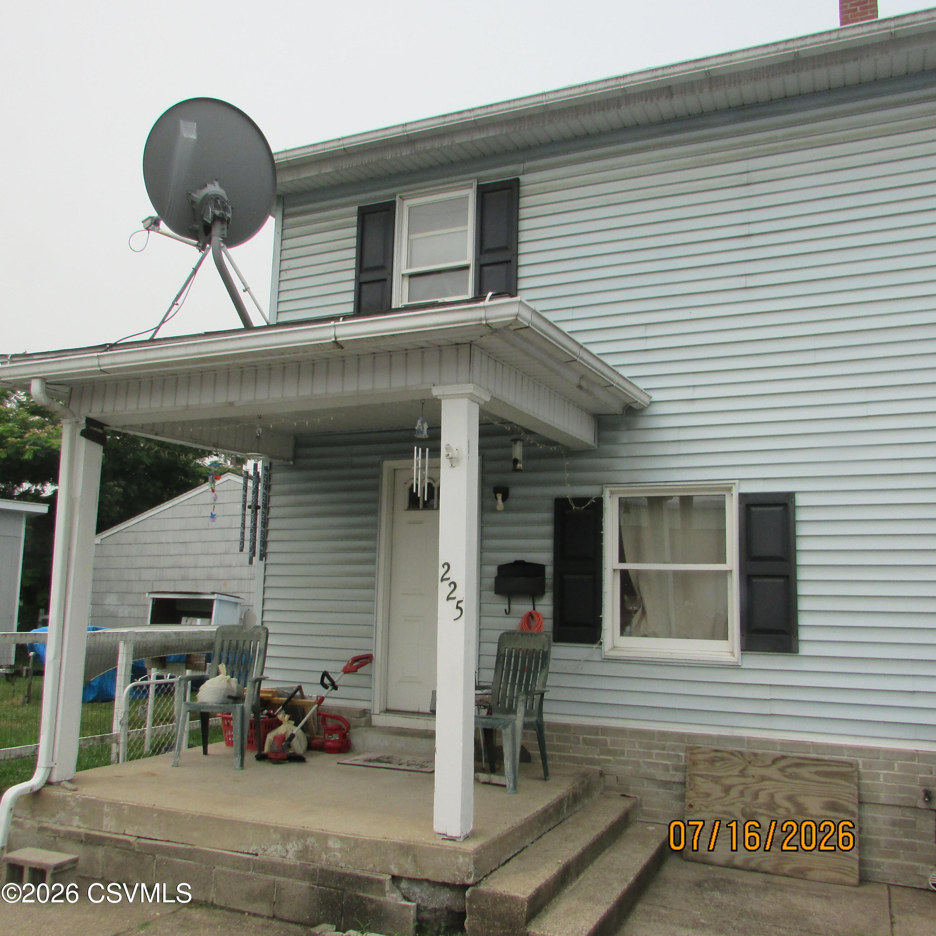 225-227229 N RIVER Avenue