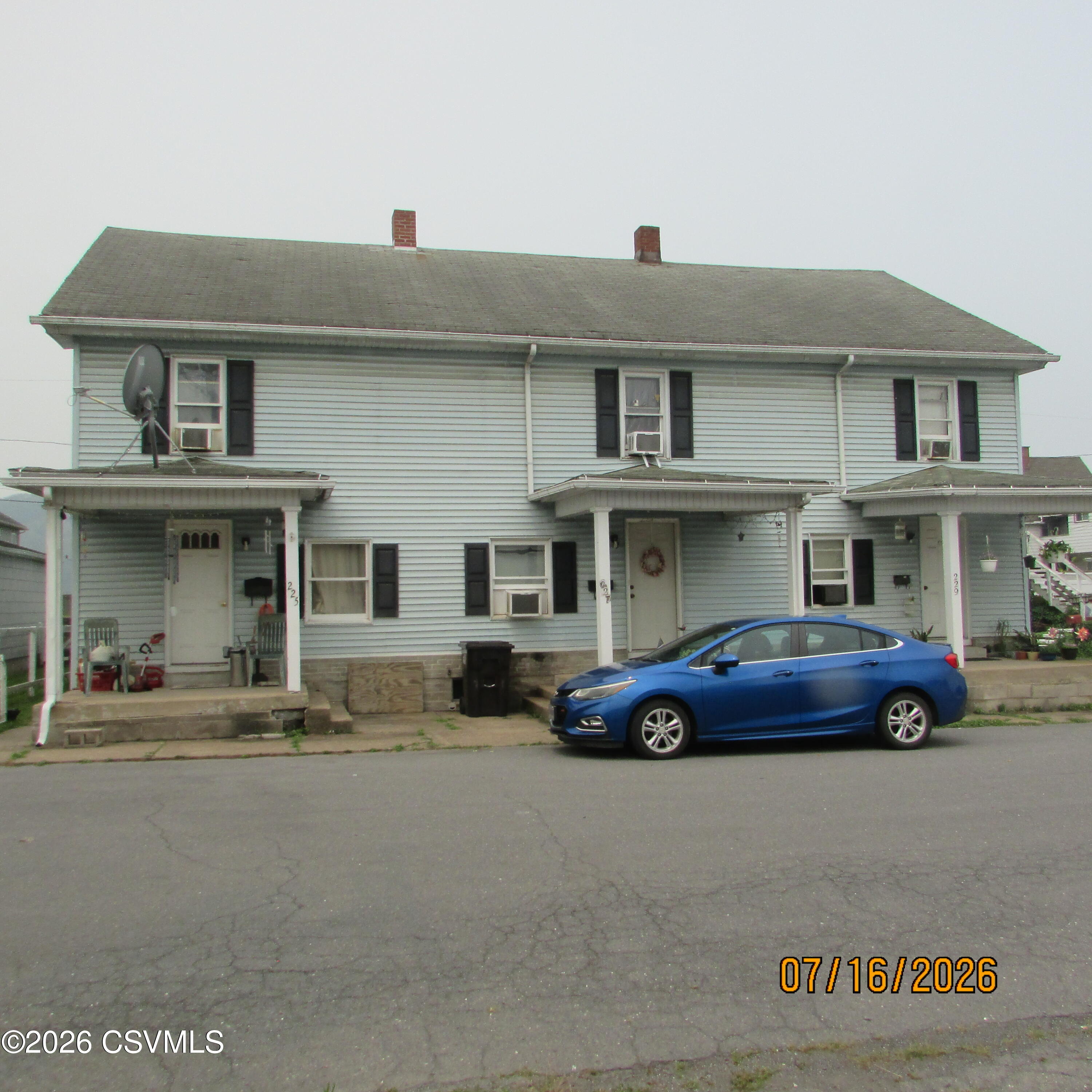 225-227229 N RIVER Avenue