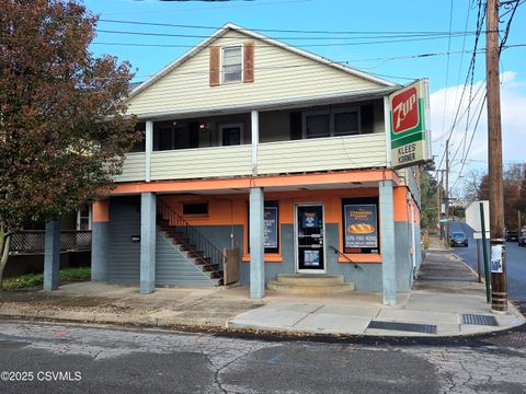 Milton 23 281 HEPBURN Street Milton PA 17847