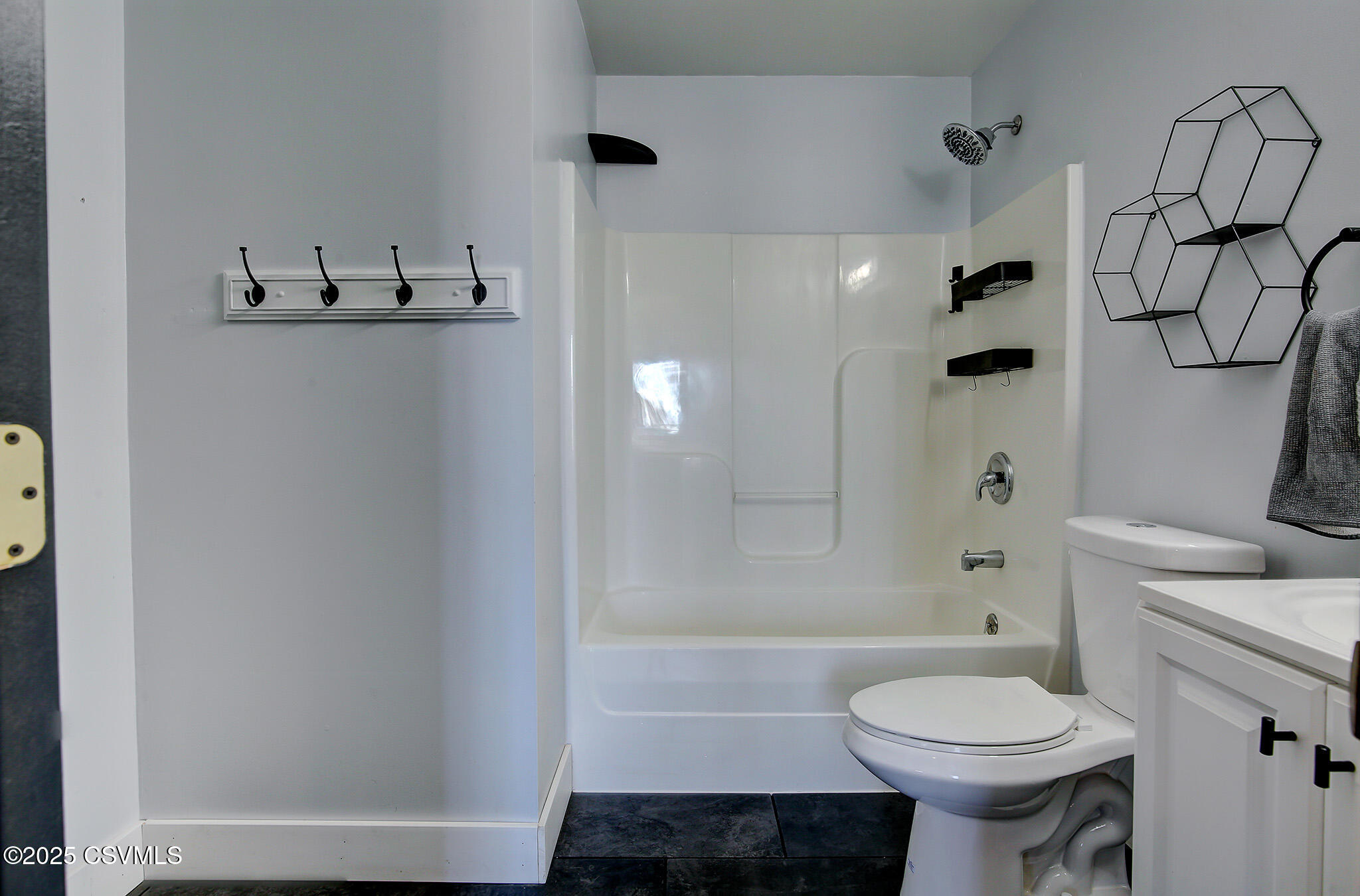 Milton, Pennsylvania 17847, United States, 3 Bedrooms Bedrooms, ,2 BathroomsBathrooms,Residential,Active,82290