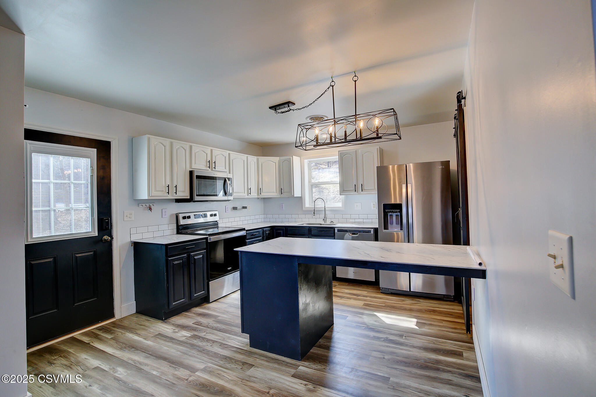 Milton, Pennsylvania 17847, United States, 3 Bedrooms Bedrooms, ,2 BathroomsBathrooms,Residential,Active,82290