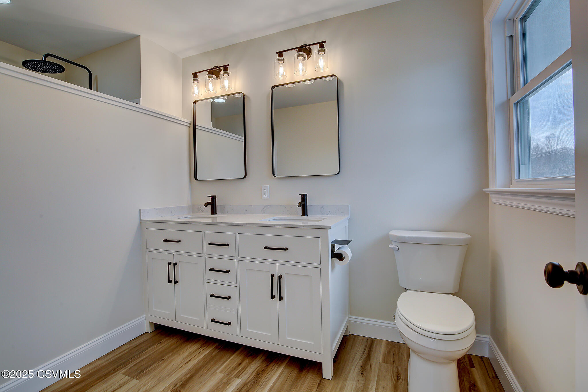 Lewisburg, Pennsylvania 17837, United States, 4 Bedrooms Bedrooms, ,3 BathroomsBathrooms,Residential,Active,76502