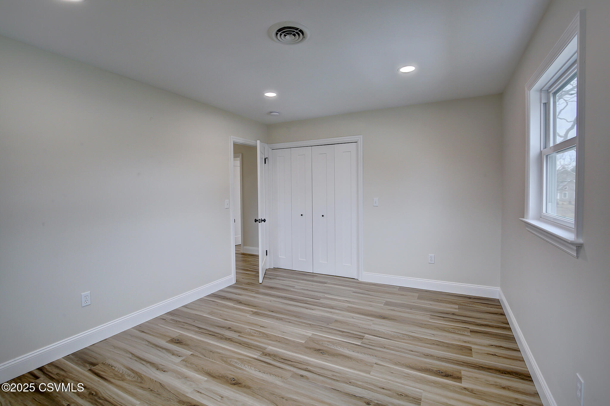 Lewisburg, Pennsylvania 17837, United States, 4 Bedrooms Bedrooms, ,3 BathroomsBathrooms,Residential,Active,76502