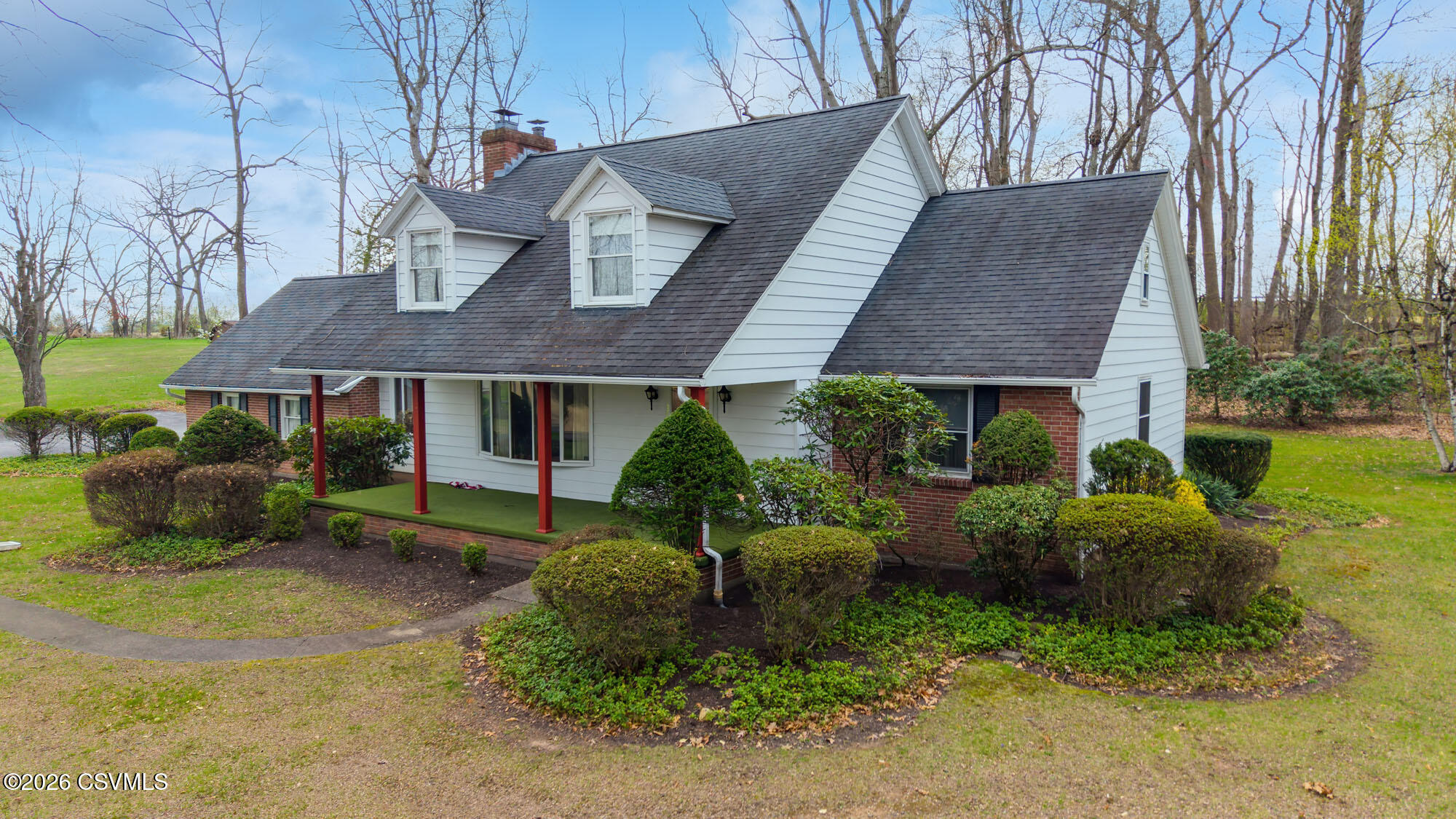 Properties 4 672 sawmill road