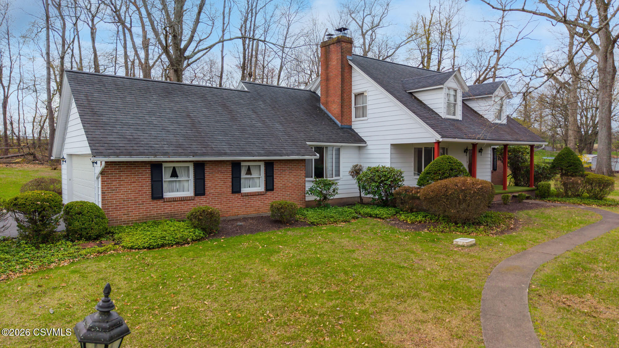 Properties 6 672 sawmill road