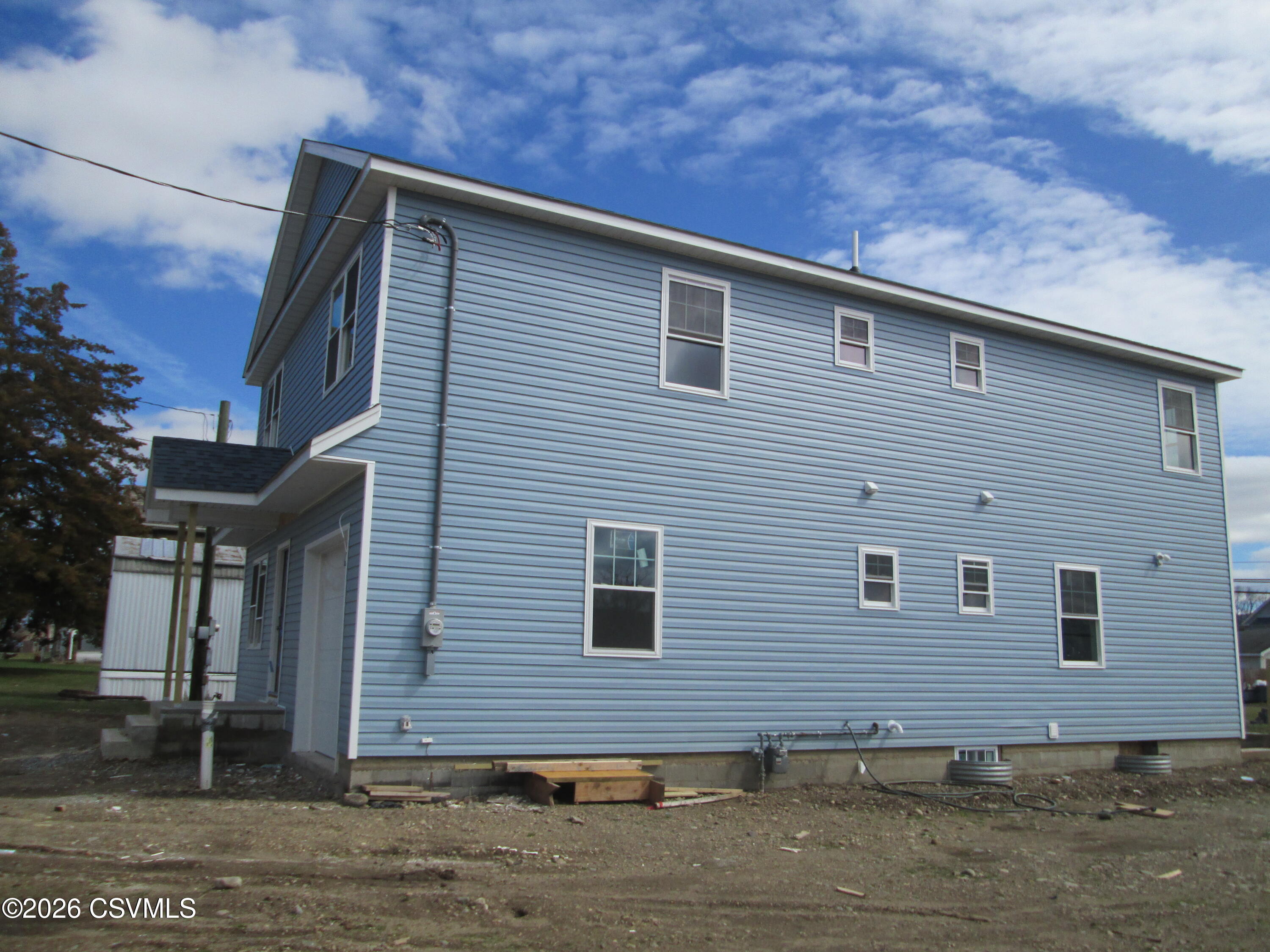 1332 SPRING GARDEN Avenue