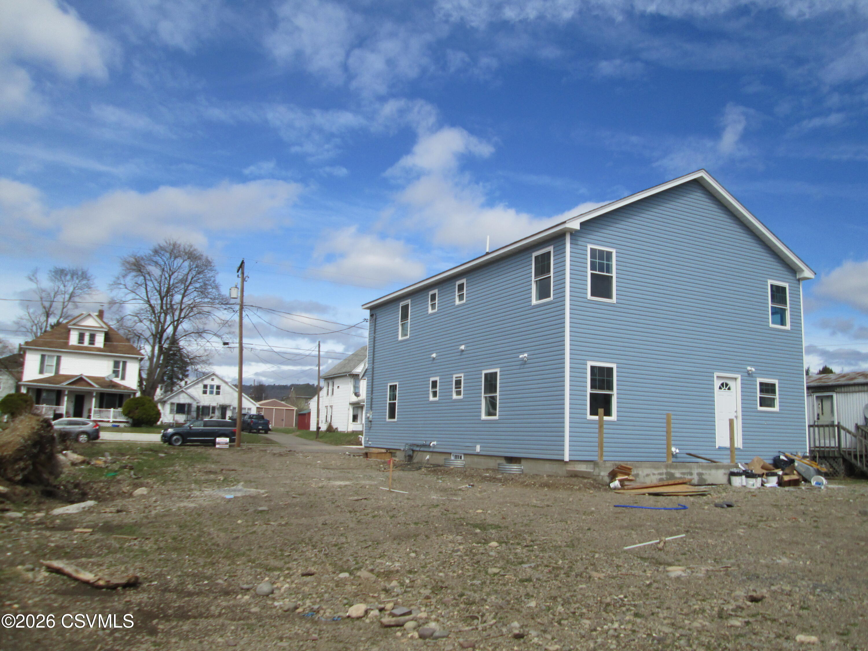 1332 SPRING GARDEN Avenue