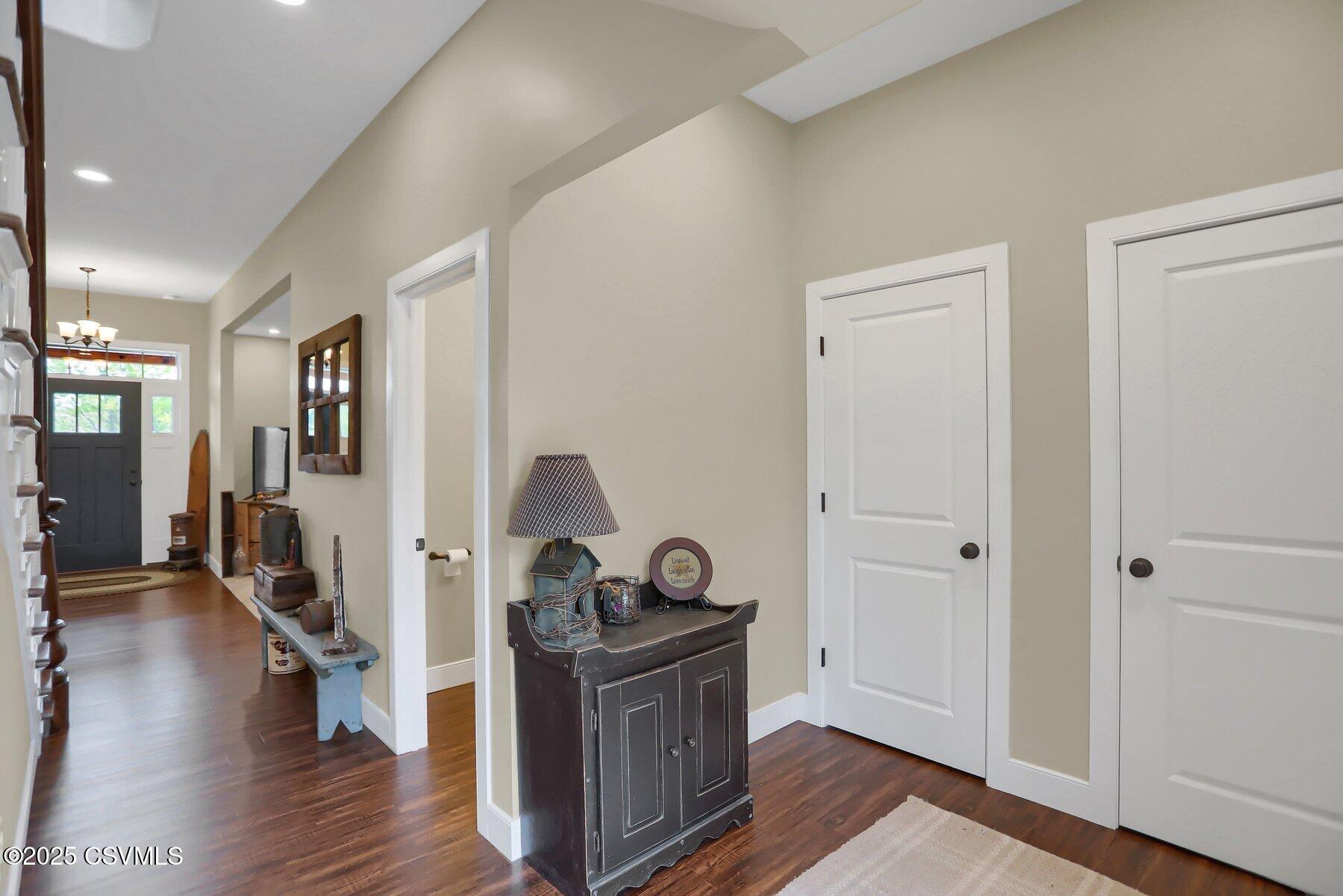 2590 NEW COLUMBIA Road