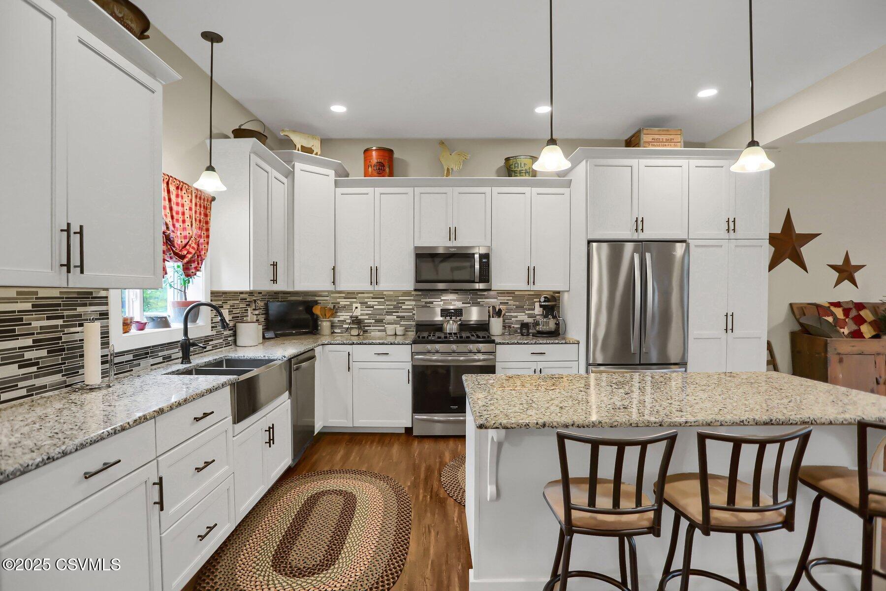 2590 NEW COLUMBIA Road