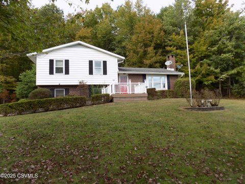 Benton 39 82 DISTILLERY HILL Road Benton PA 17814