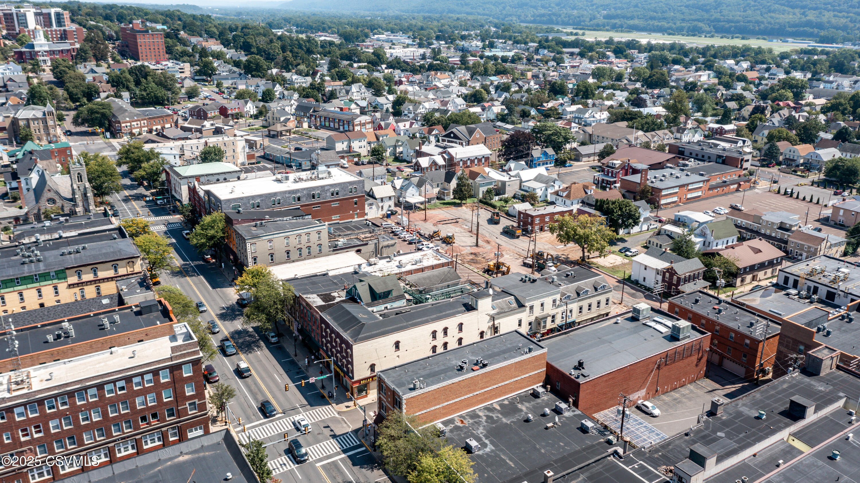 2 E MAIN Street