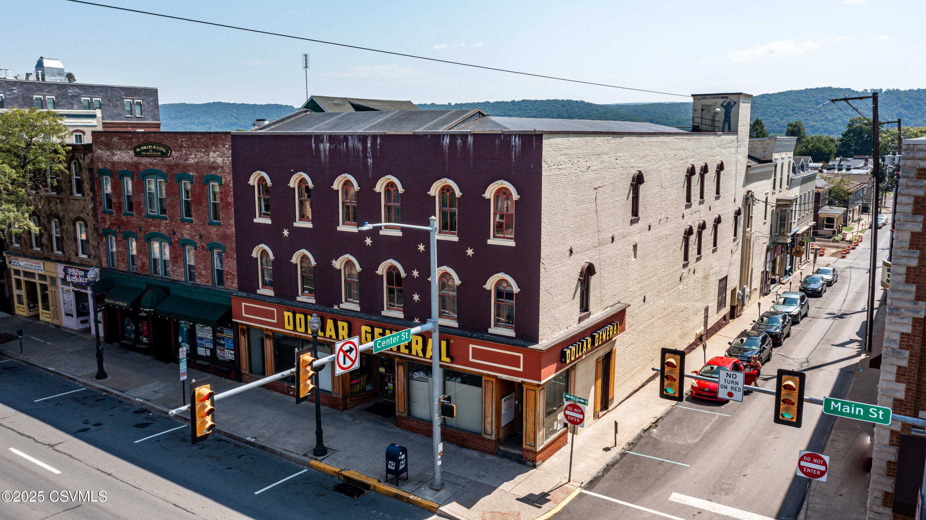 2 E MAIN Street