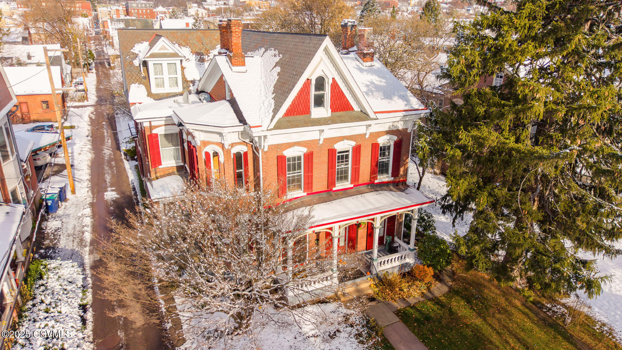 Properties 5 37 e 5th street