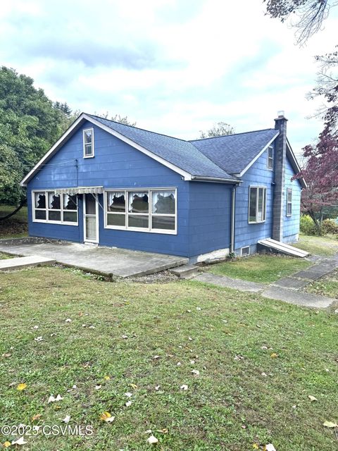 Danville 33 513 WALL Street Danville PA 17821