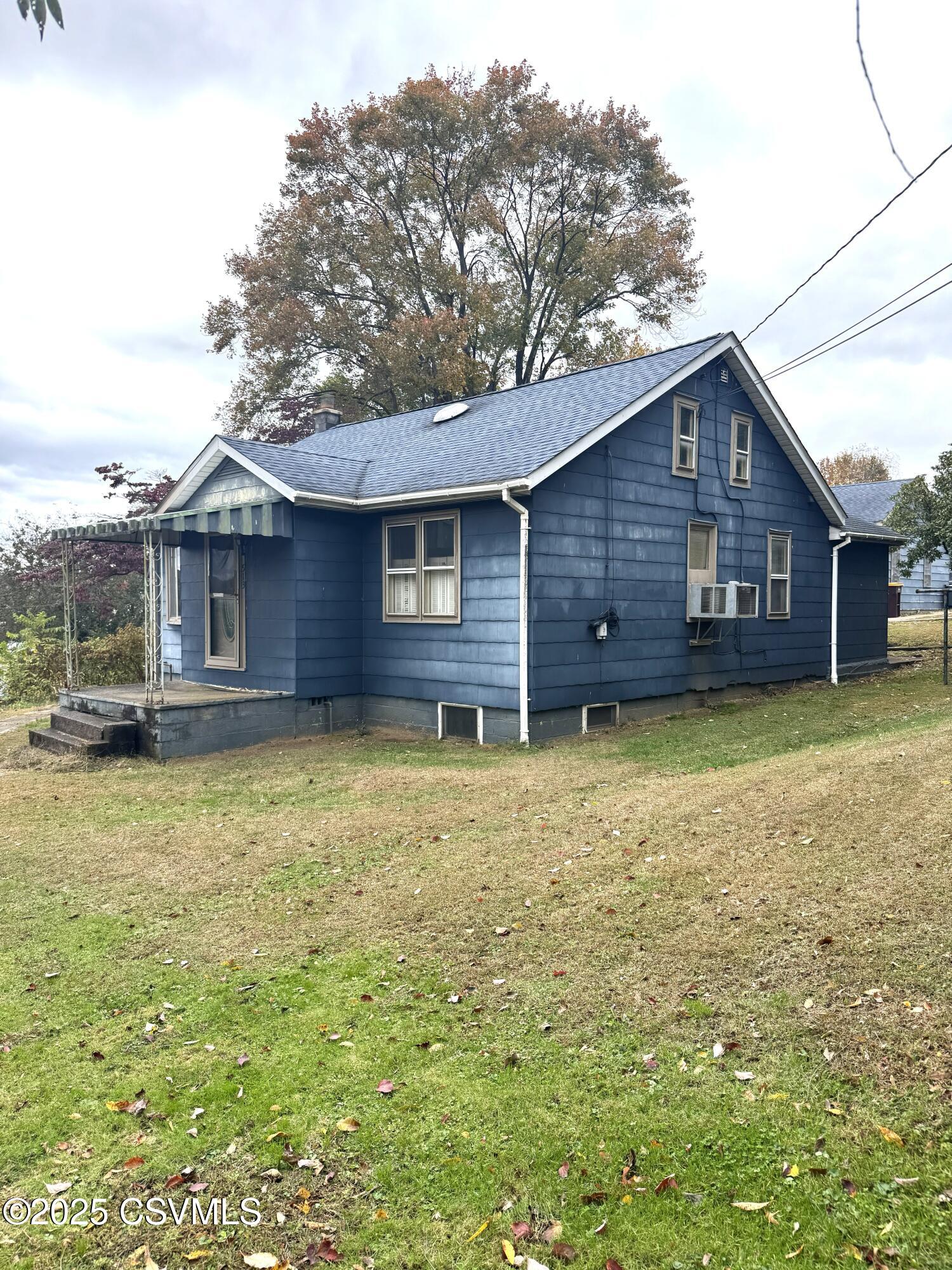 Properties 3 513 WALL Street