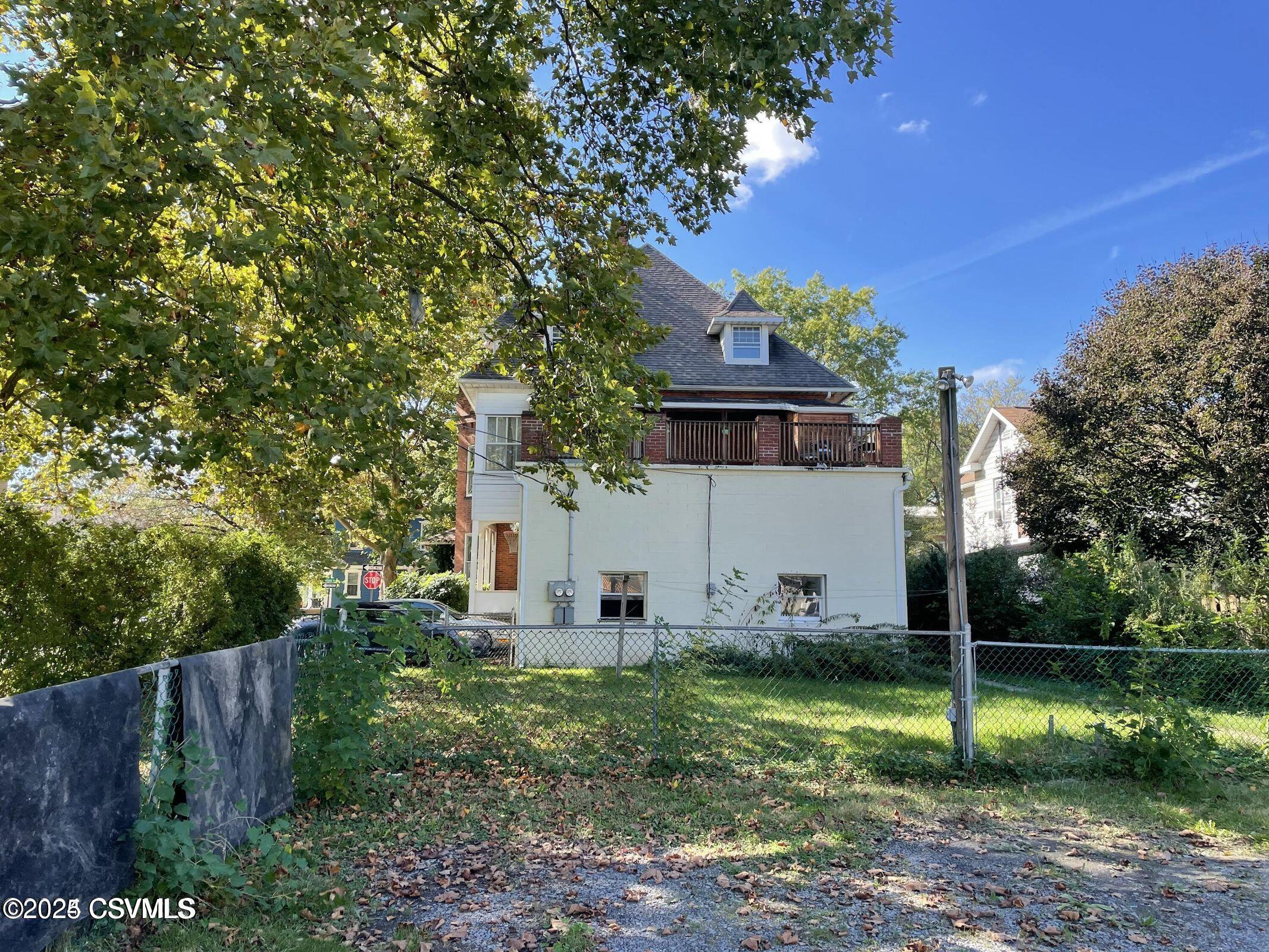 Milton, Pennsylvania 17847, United States, 2 Bedrooms Bedrooms, ,1 BathroomBathrooms,Residential,Active,109458