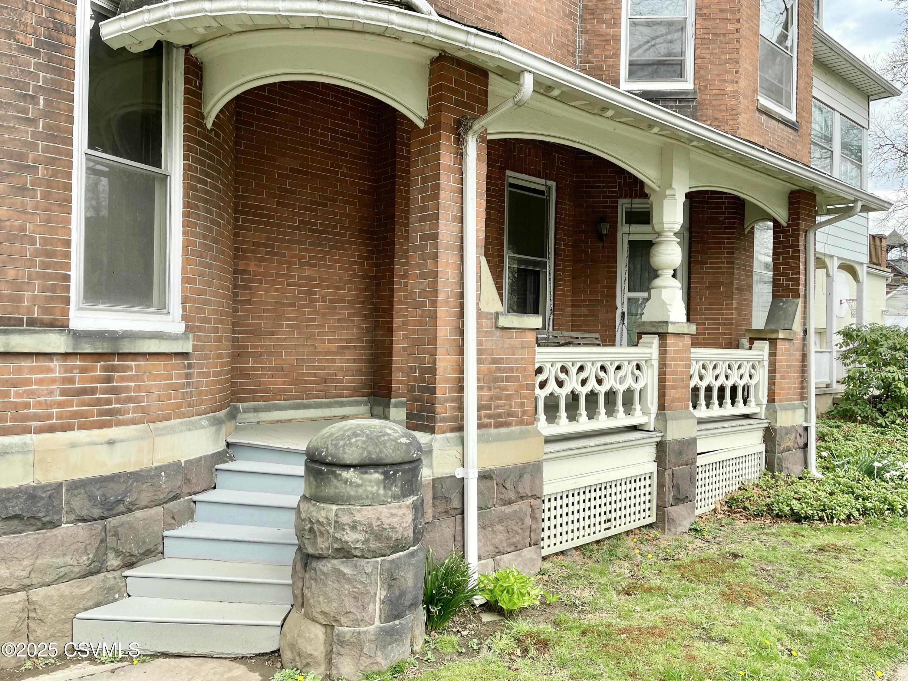 Milton, Pennsylvania 17847, United States, 2 Bedrooms Bedrooms, ,1 BathroomBathrooms,Residential,Active,109458