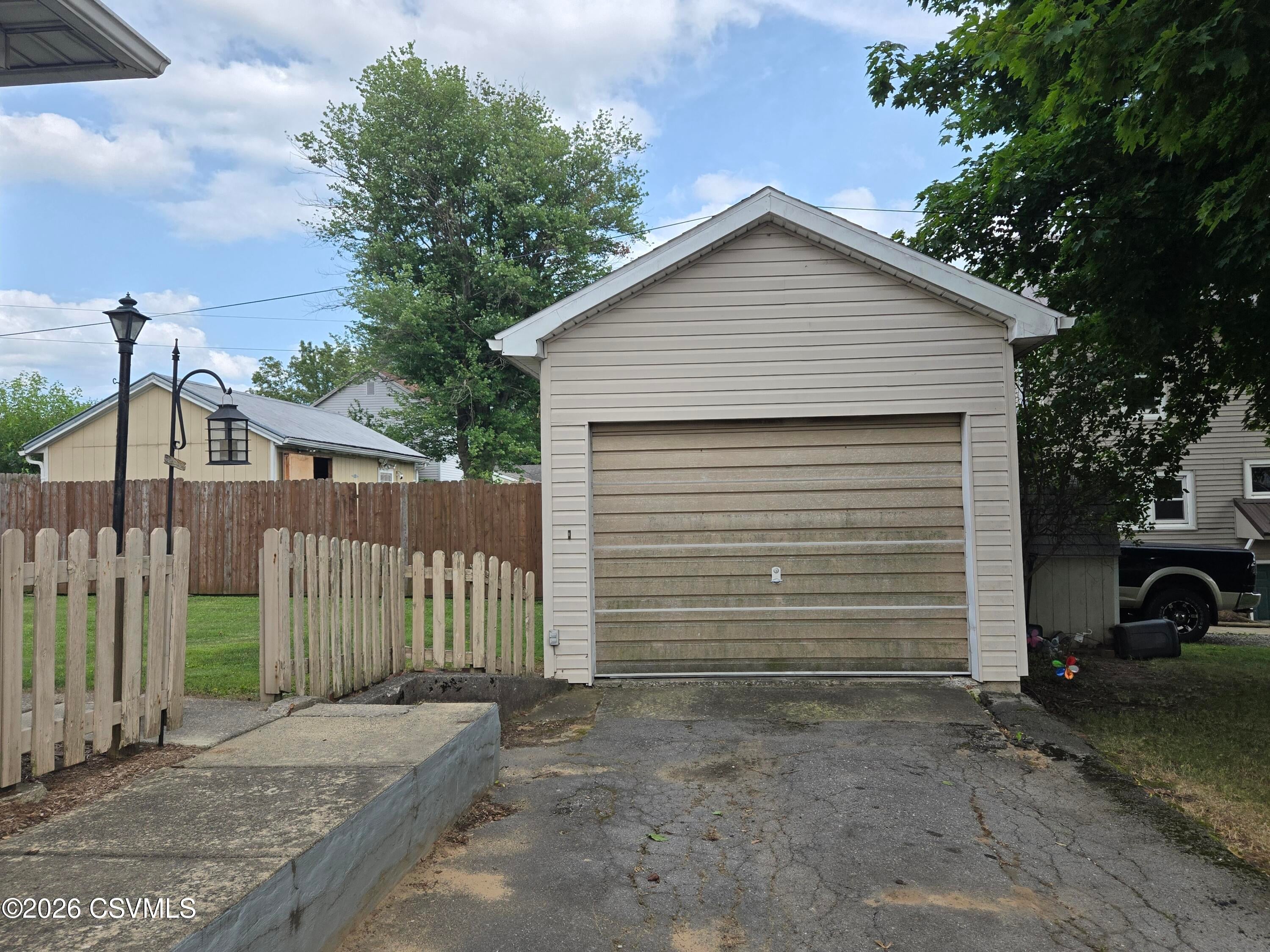 120 6th street