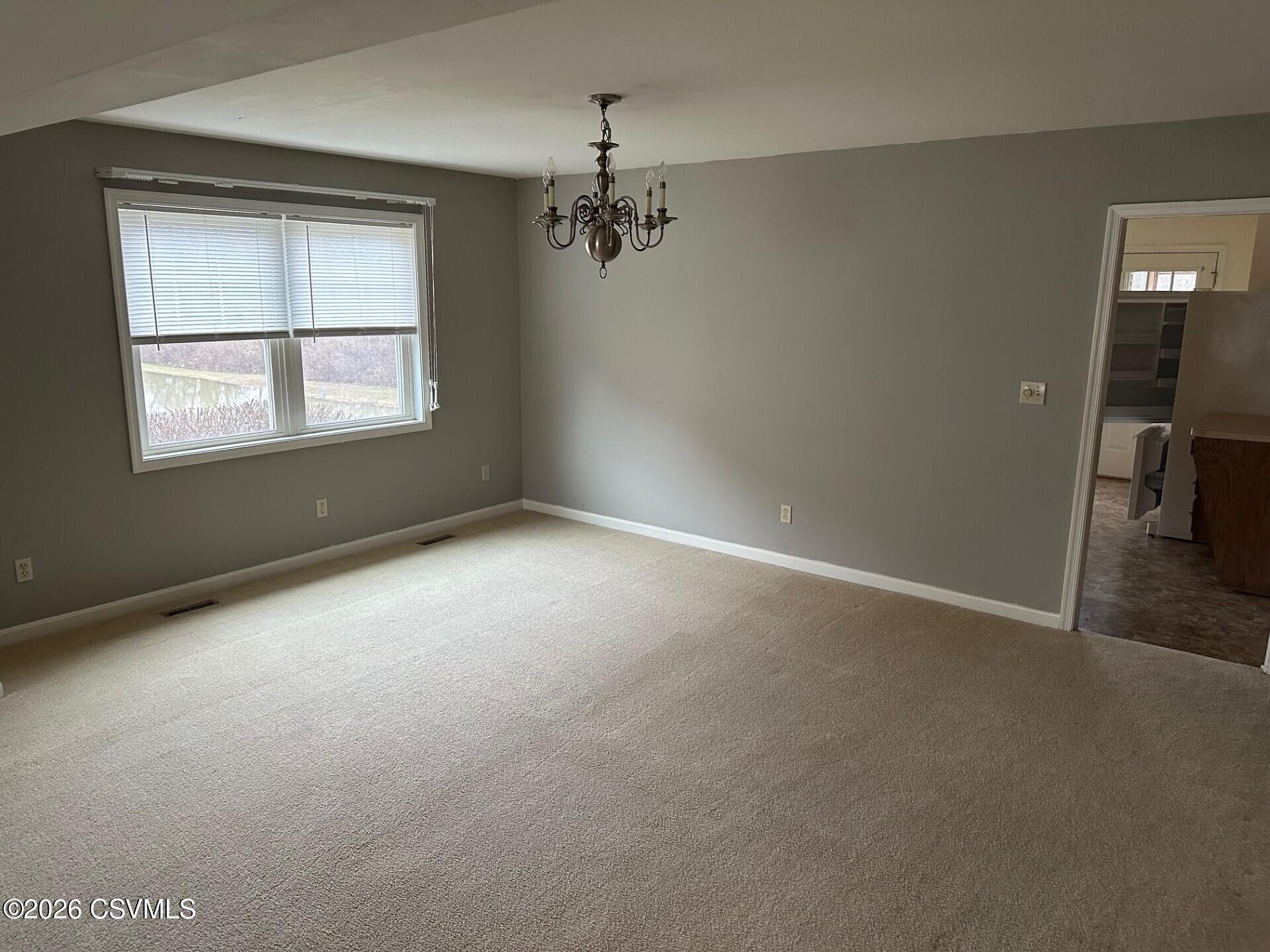 Properties 6 312 BIRCHTREE Lane