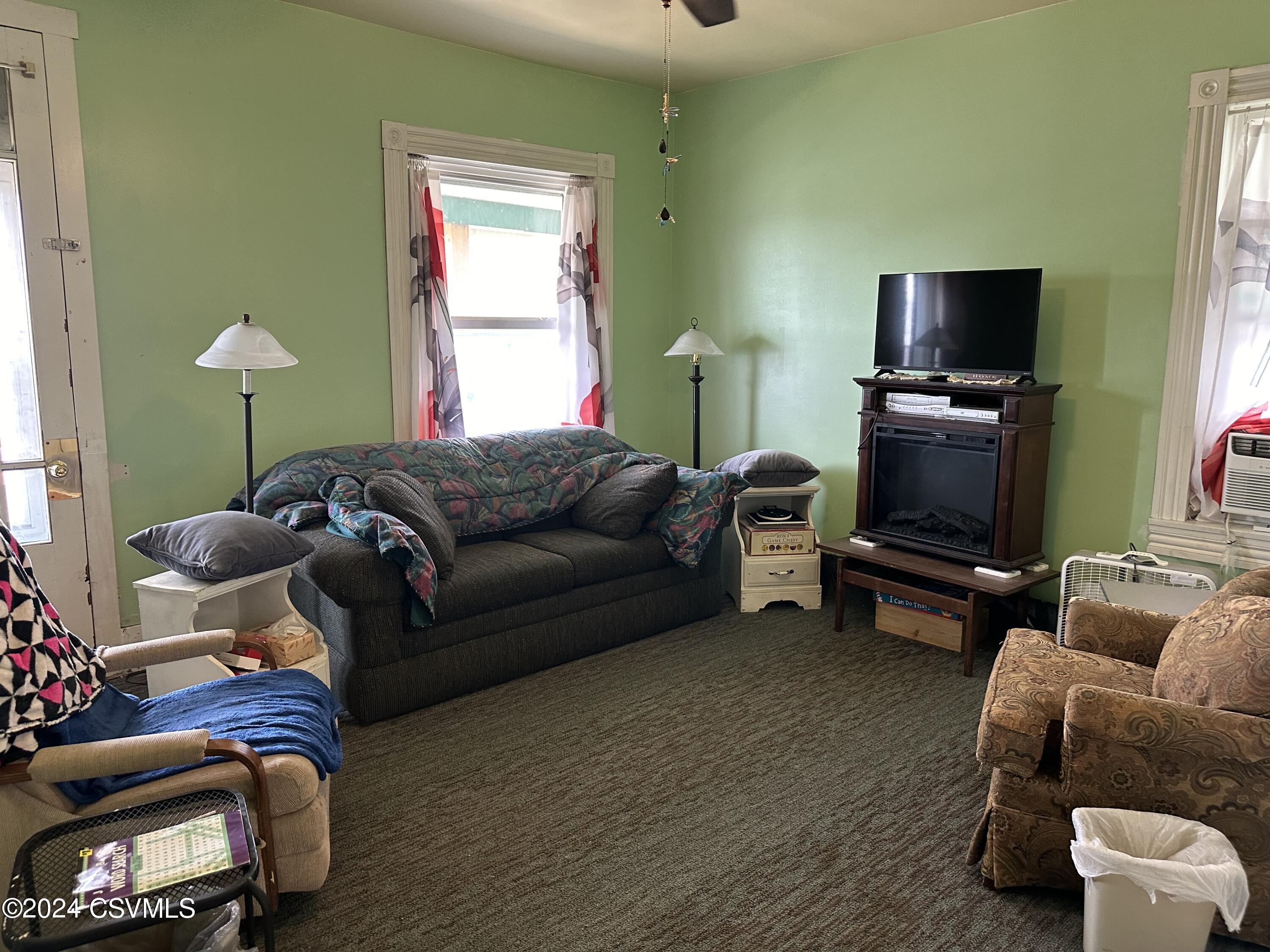 Sunbury, Pennsylvania 17801, United States, 2 Bedrooms Bedrooms, ,2 BathroomsBathrooms,Residential,Active,50942