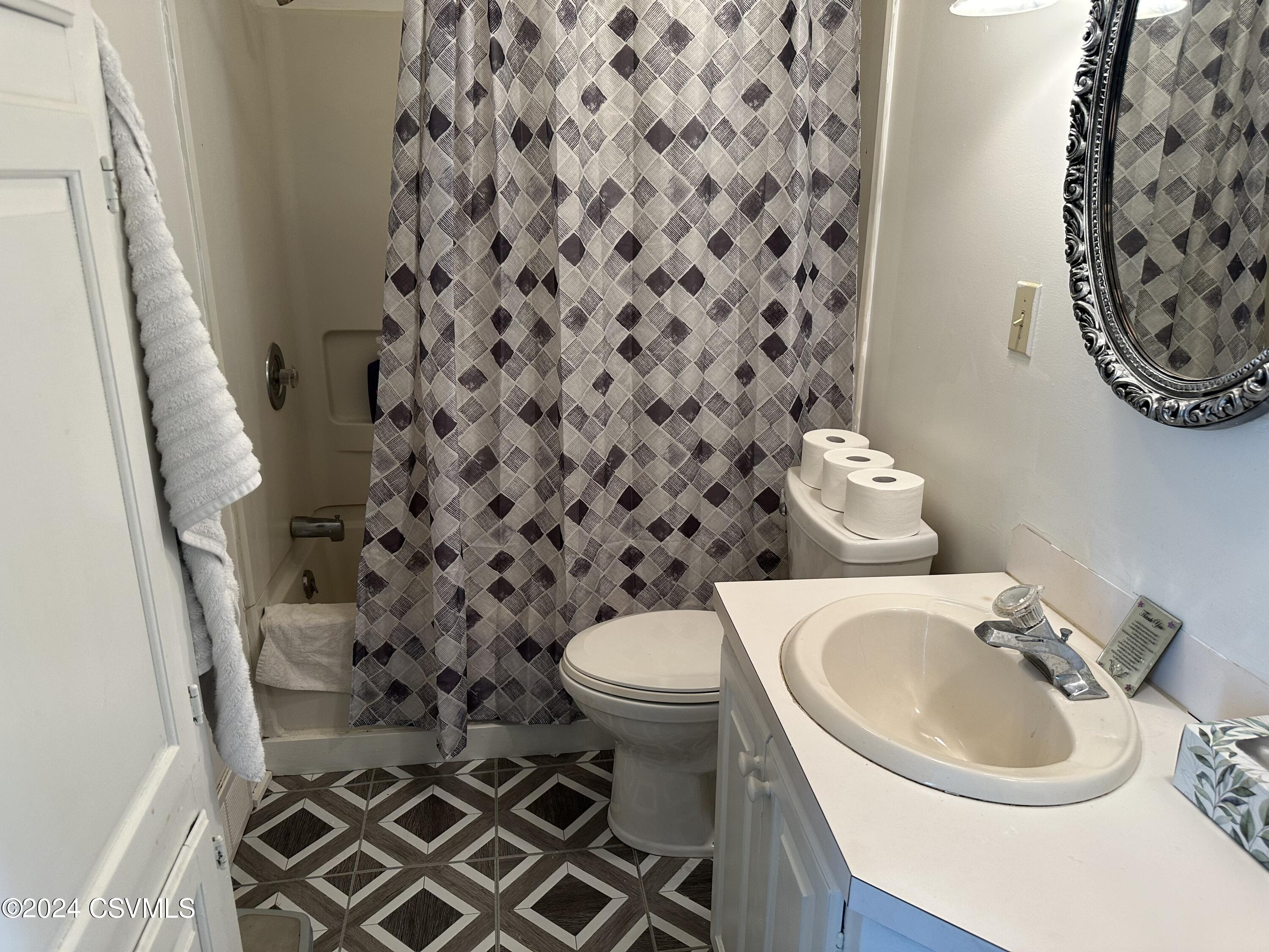 Sunbury, Pennsylvania 17801, United States, 2 Bedrooms Bedrooms, ,2 BathroomsBathrooms,Residential,Active,50942