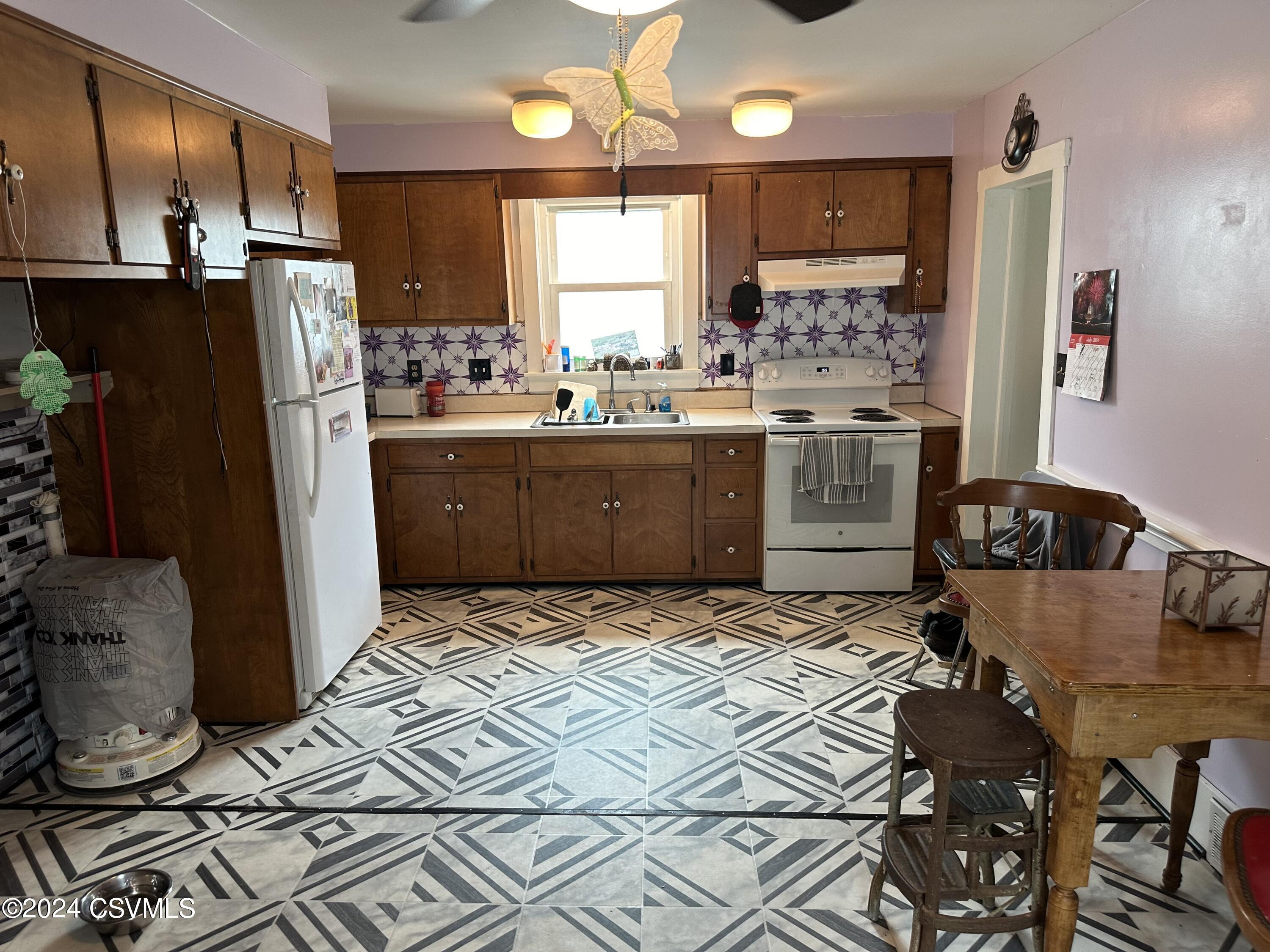 Sunbury, Pennsylvania 17801, United States, 2 Bedrooms Bedrooms, ,2 BathroomsBathrooms,Residential,Active,50942