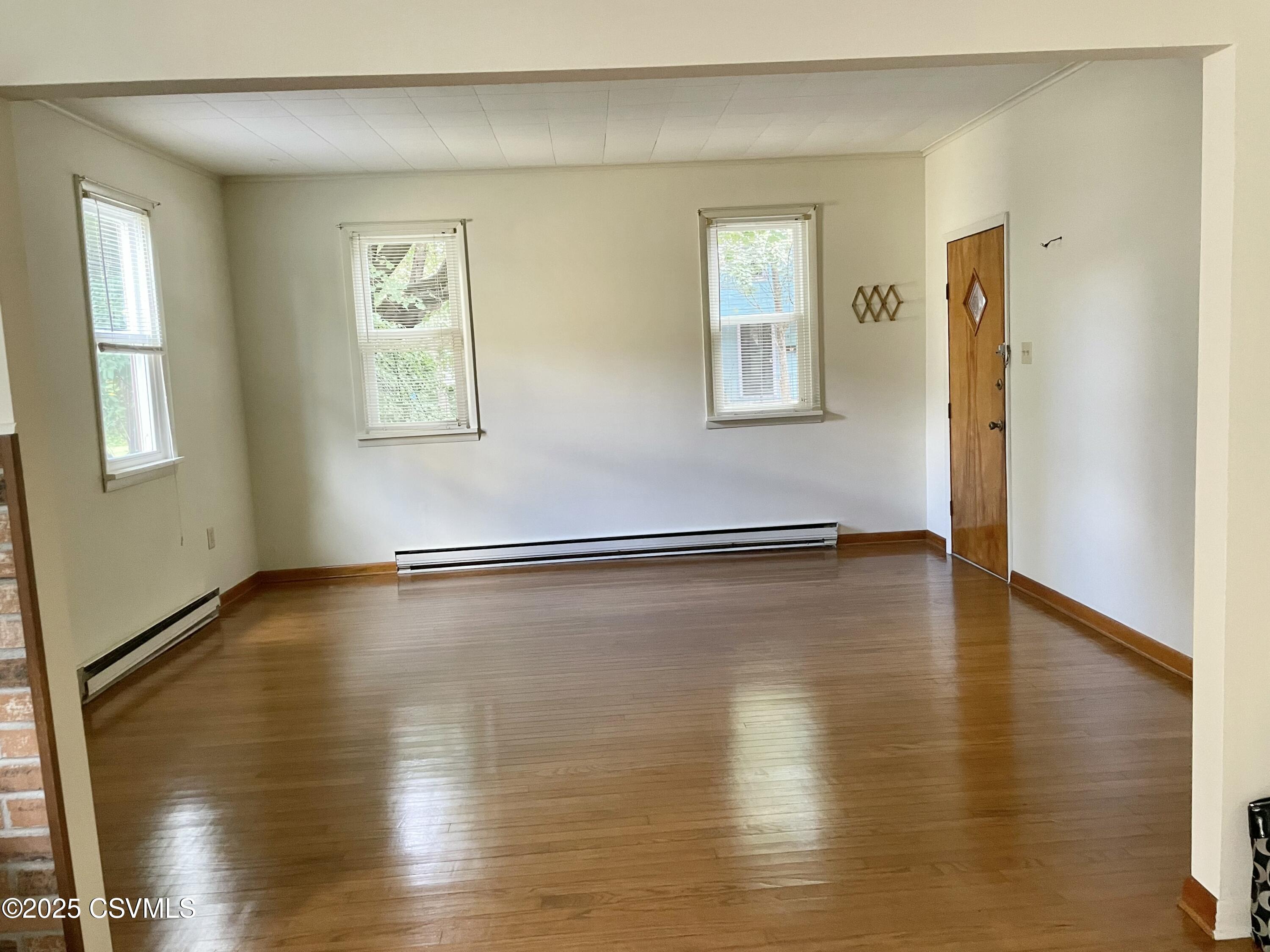 Muncy, Pennsylvania 17756, United States, 2 Bedrooms Bedrooms, ,1 BathroomBathrooms,Residential,Active,212097