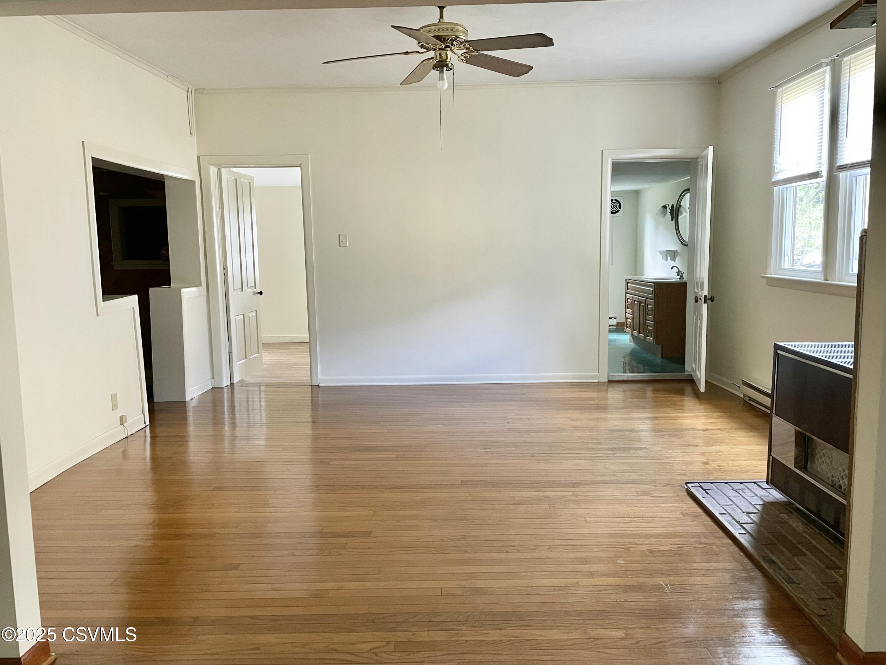 Muncy, Pennsylvania 17756, United States, 2 Bedrooms Bedrooms, ,1 BathroomBathrooms,Residential,Active,212097