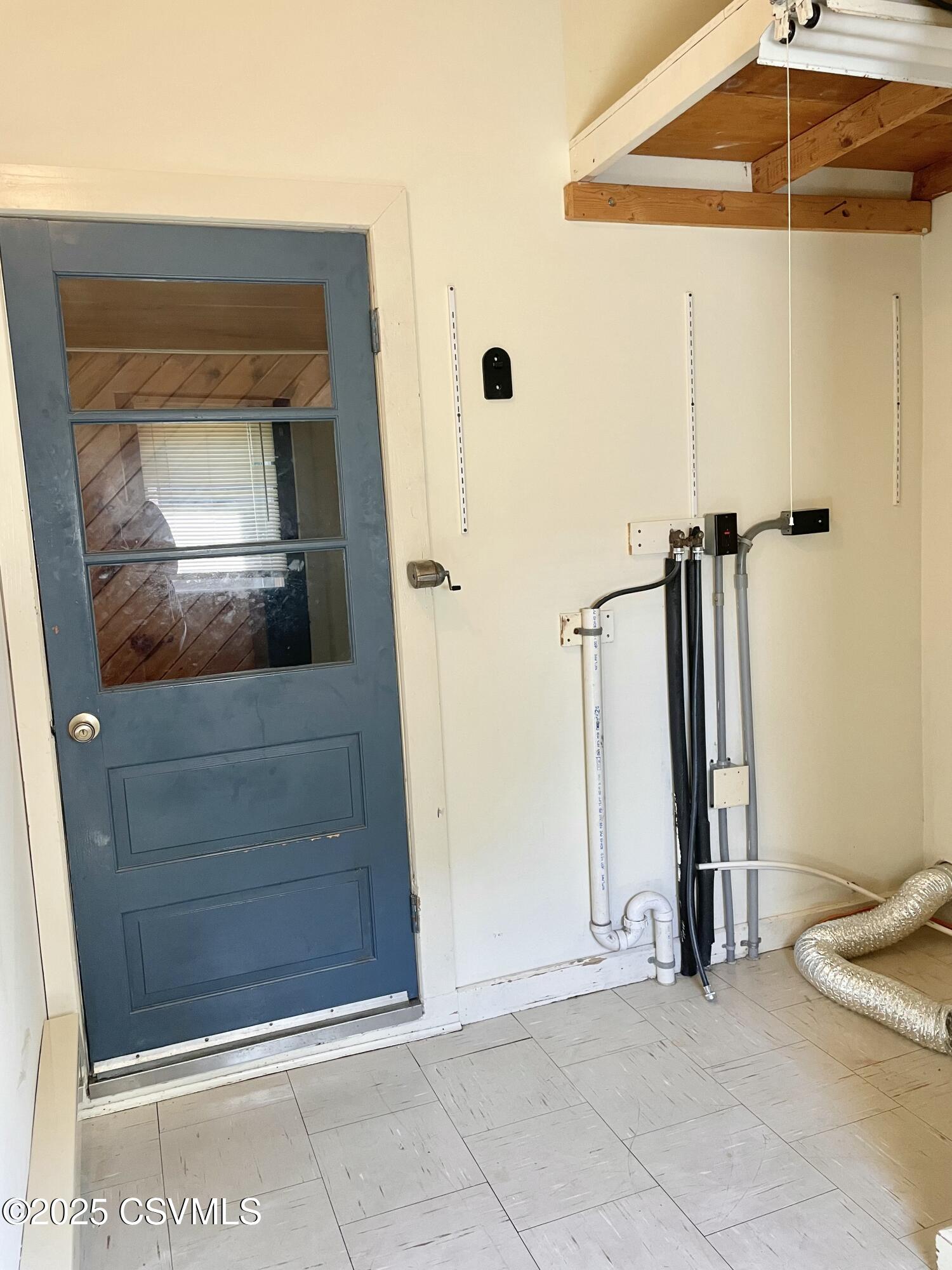 Muncy, Pennsylvania 17756, United States, 2 Bedrooms Bedrooms, ,1 BathroomBathrooms,Residential,Active,212097