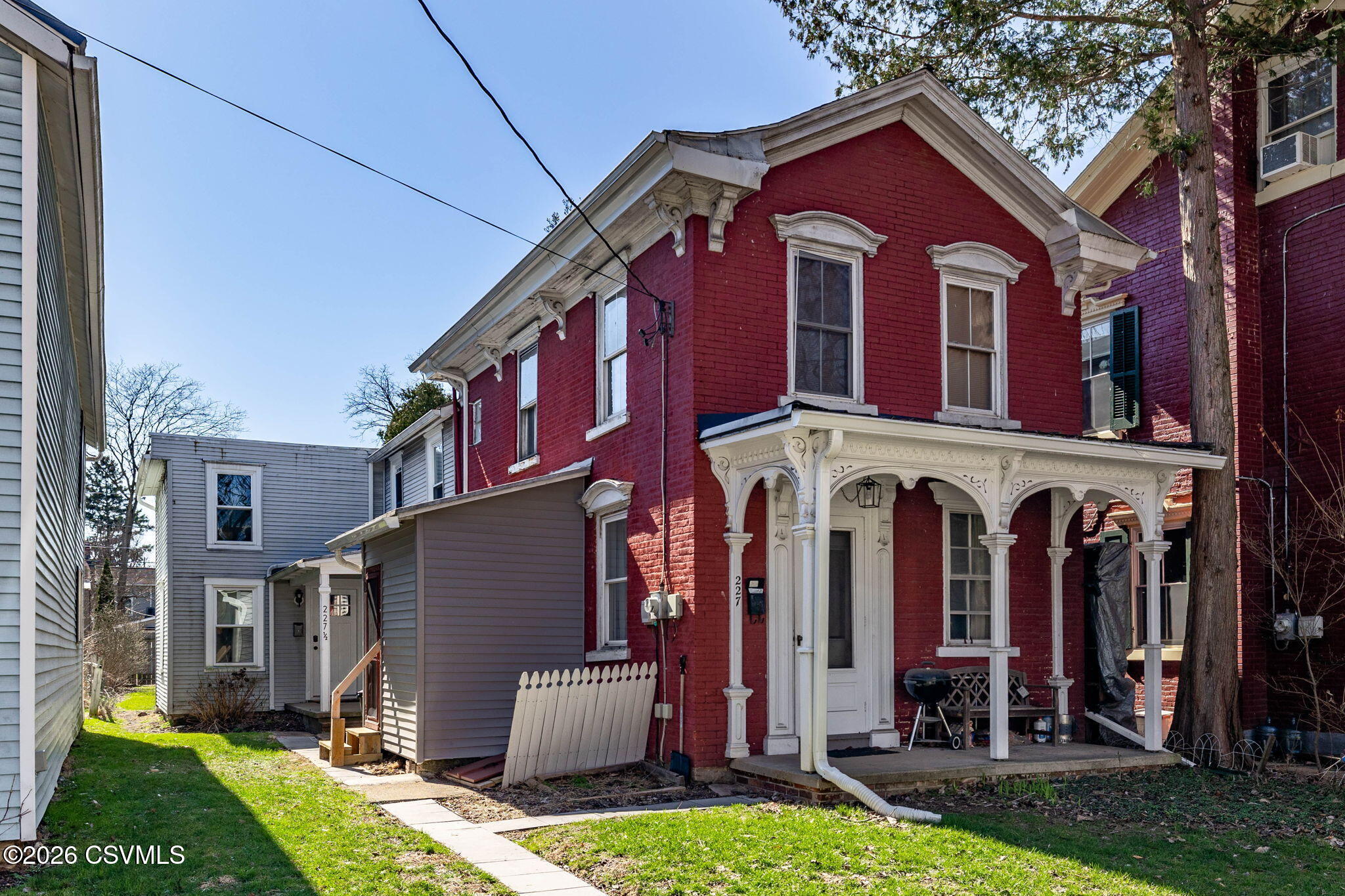 Properties 3 227 N 2ND Street