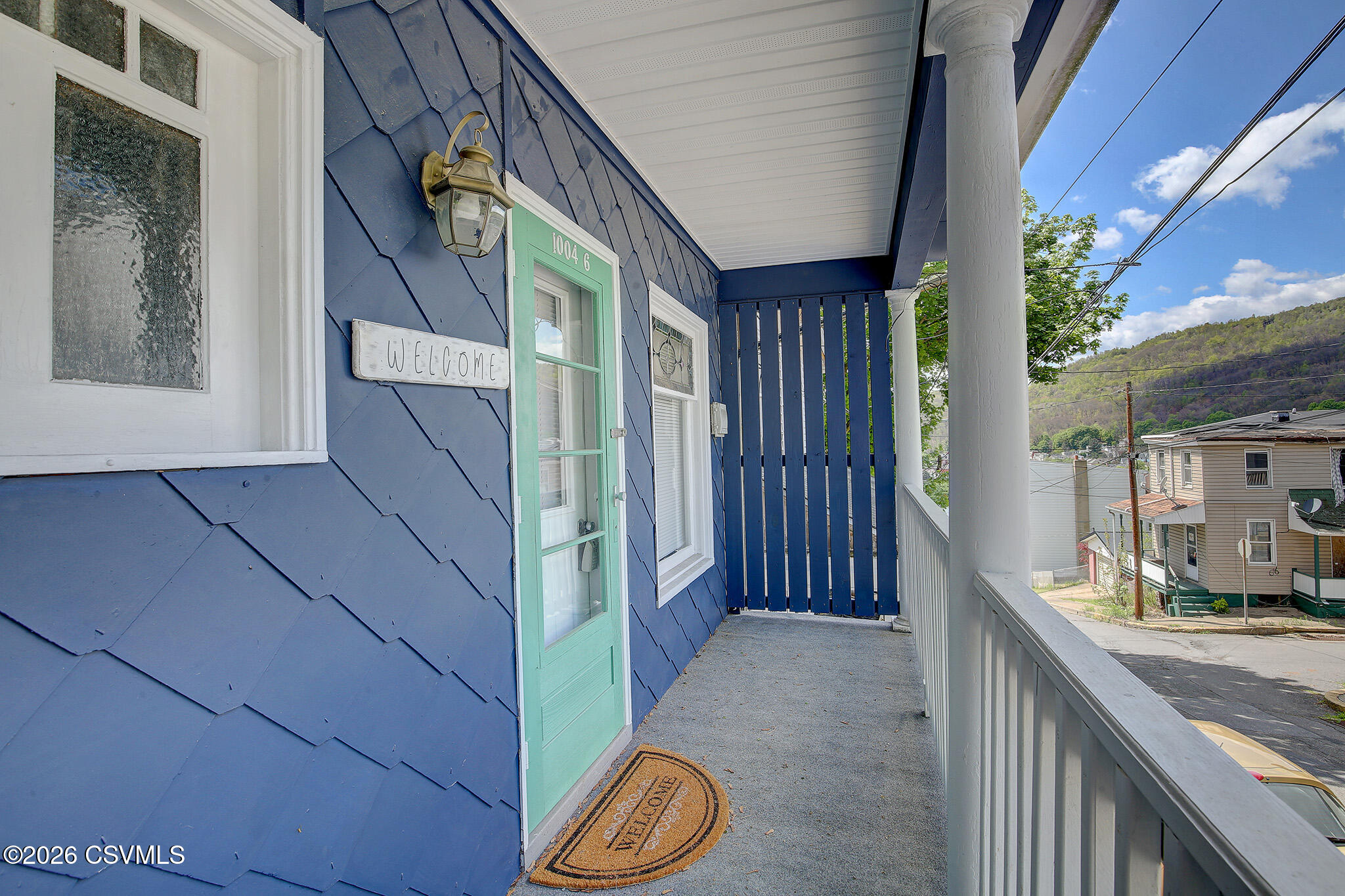Properties 5 1004-1006 commerce street e