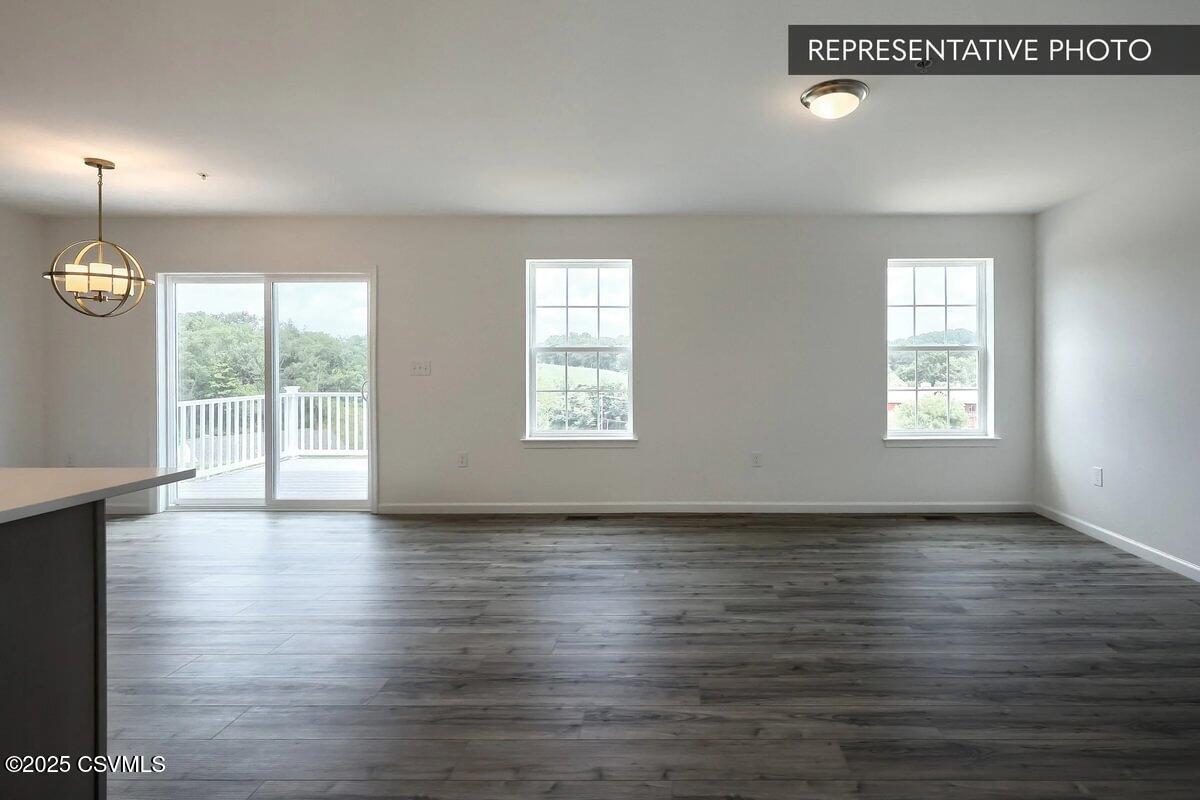 Properties 5 8104 LT 25 JULIAN Drive