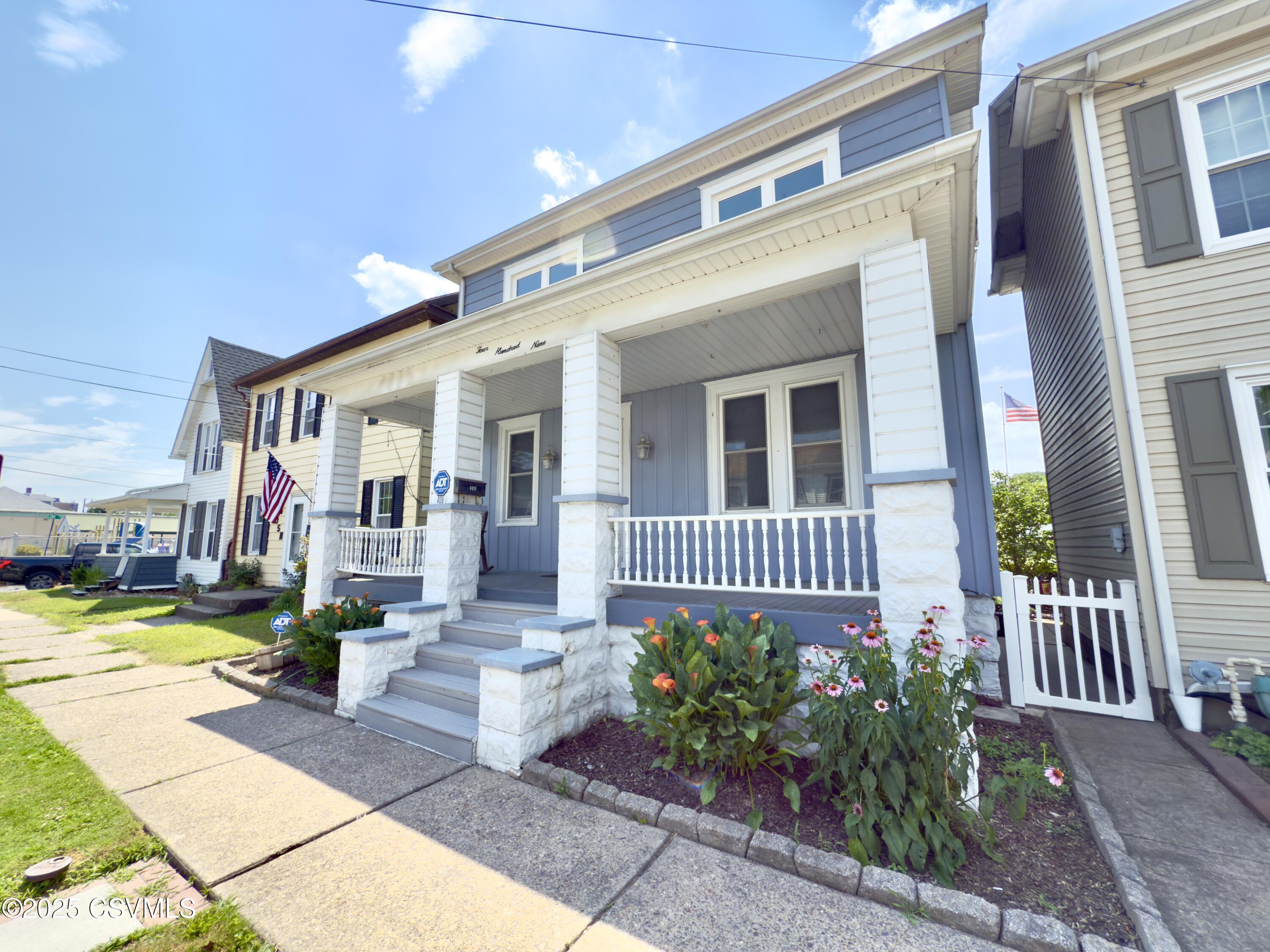 409 N 2ND Street