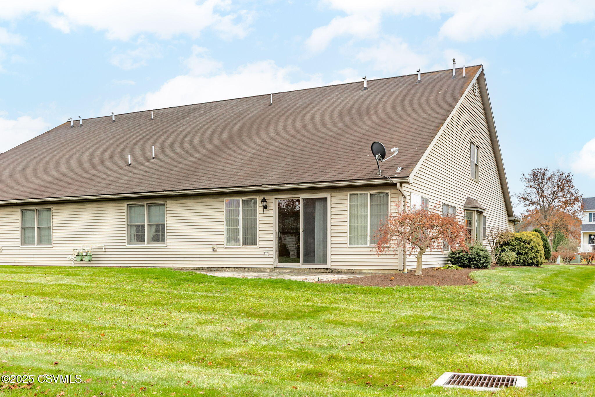 Properties 5 24 ROLLING RIDGE Drive