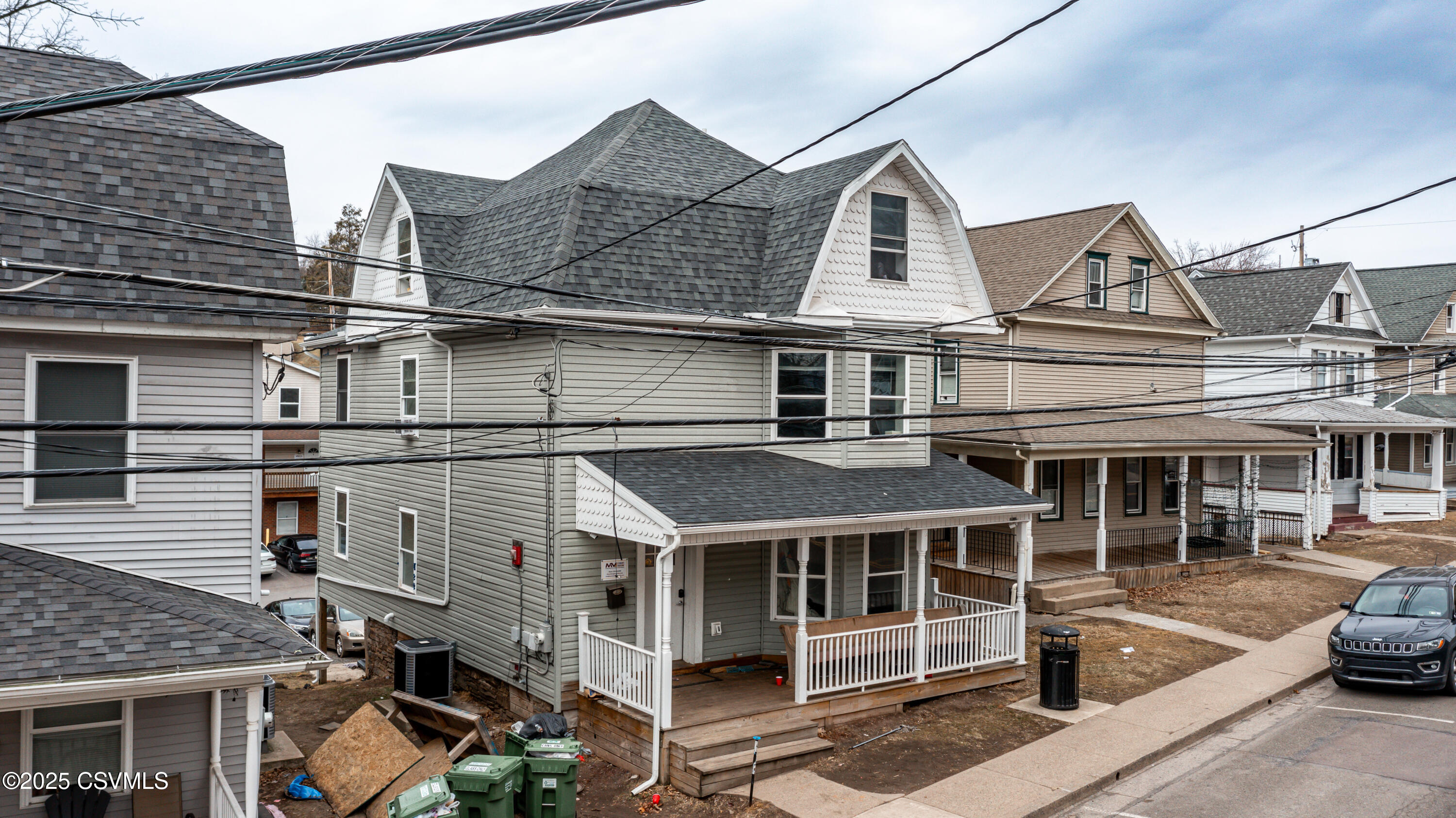 375-377 FETTERMAN Avenue