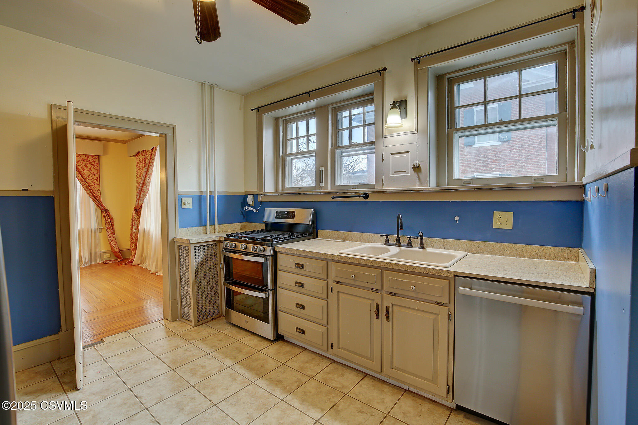 Watsontown, Pennsylvania 17777, United States, 5 Bedrooms Bedrooms, ,3 BathroomsBathrooms,Residential,Active,95584