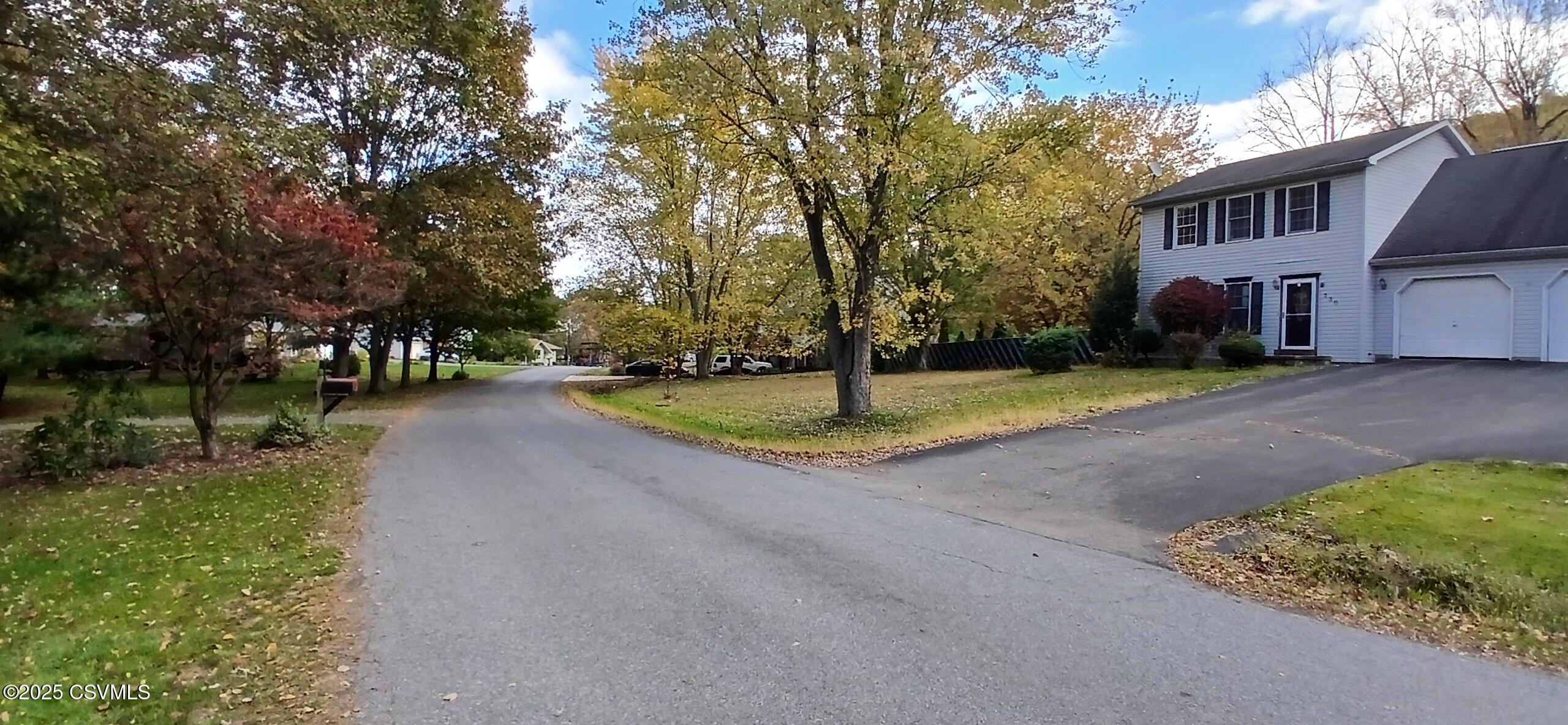 330 RIVERVIEW Avenue