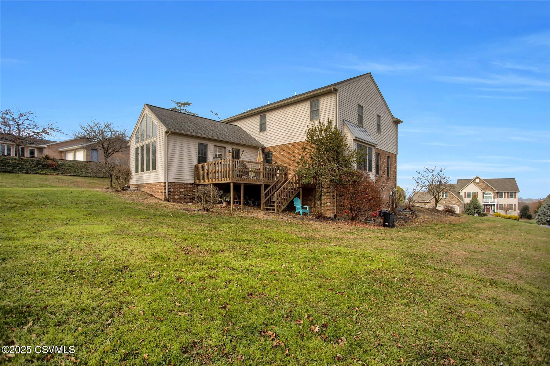 Properties 6 676 VILLA VISTA Avenue