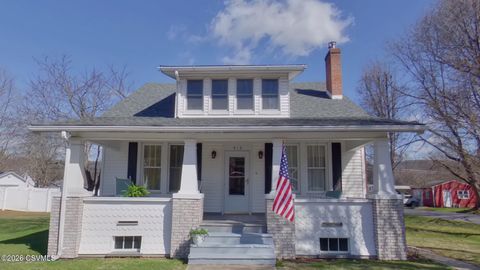 Realtors in Danville PA 11 416 DEWART Street Danville PA 17821