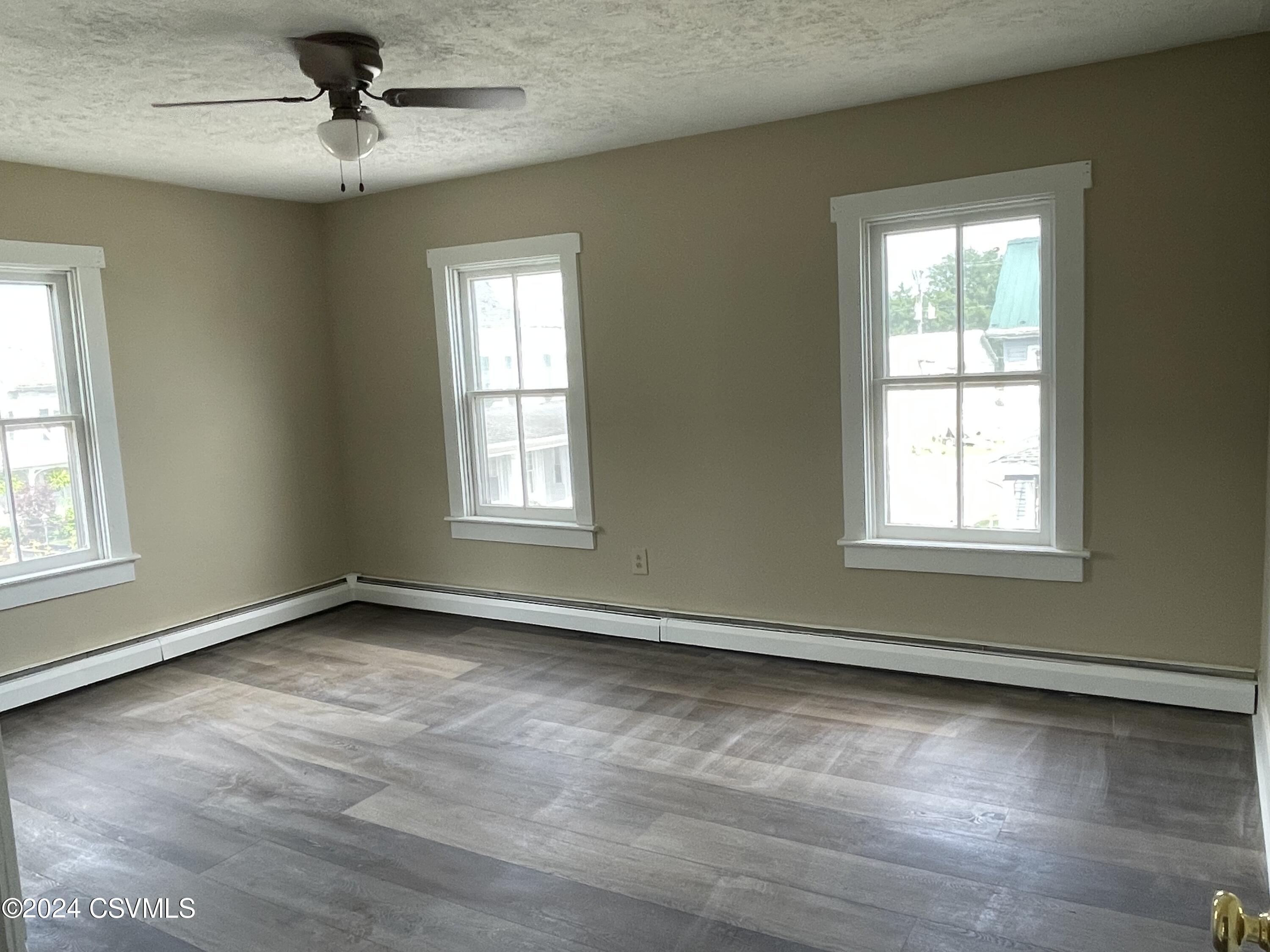 Mifflinburg, Pennsylvania 17844, United States, 4 Bedrooms Bedrooms, ,3 BathroomsBathrooms,Residential,Active,51256