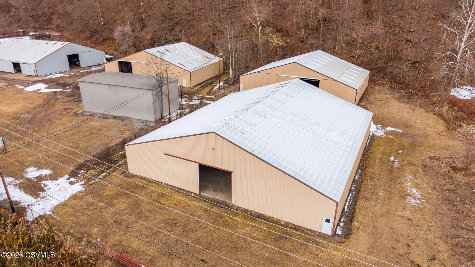 3825 COLUMBIA Boulevard