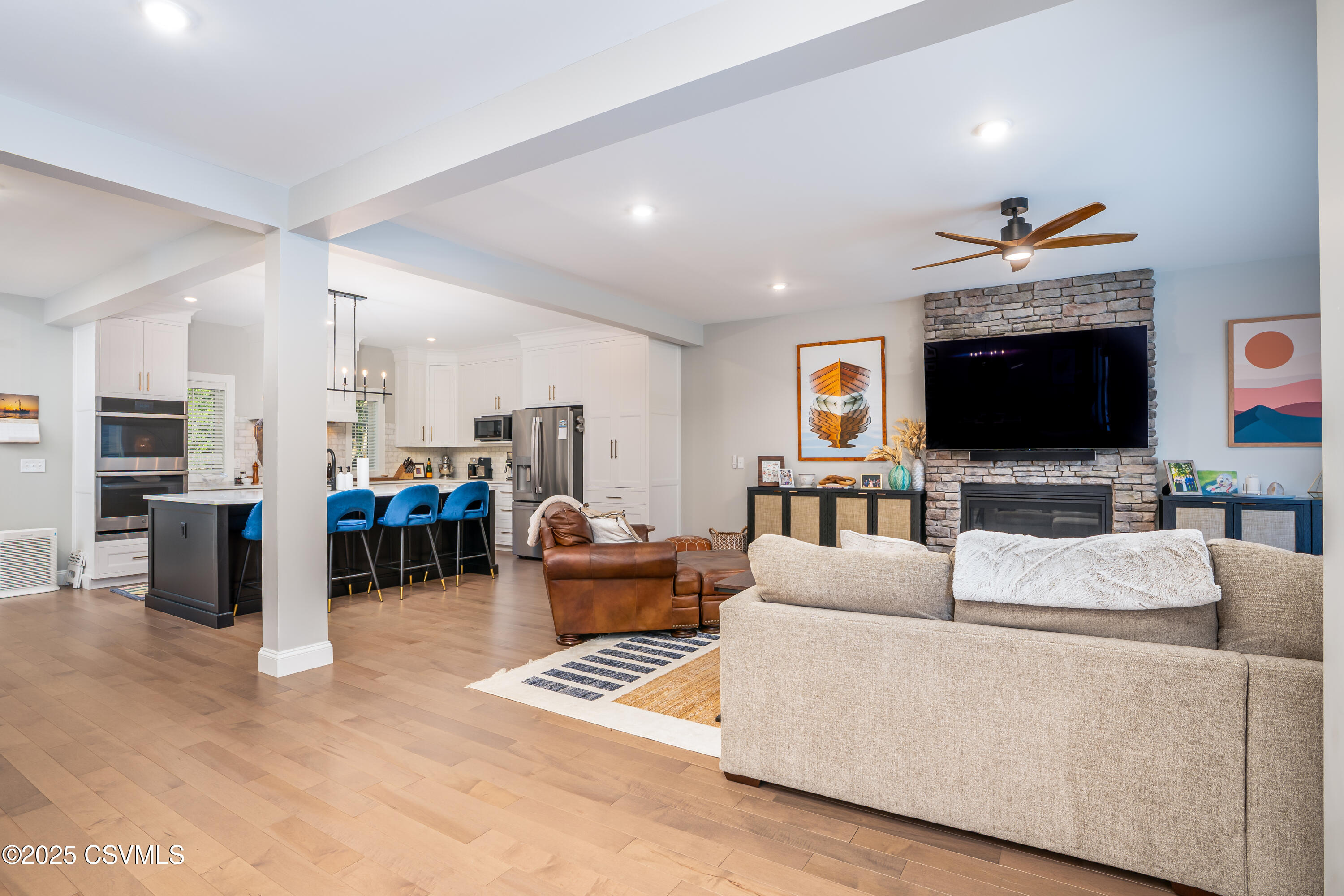 Lewisburg, Pennsylvania 17837, United States, 4 Bedrooms Bedrooms, ,4 BathroomsBathrooms,Residential,Active,163024