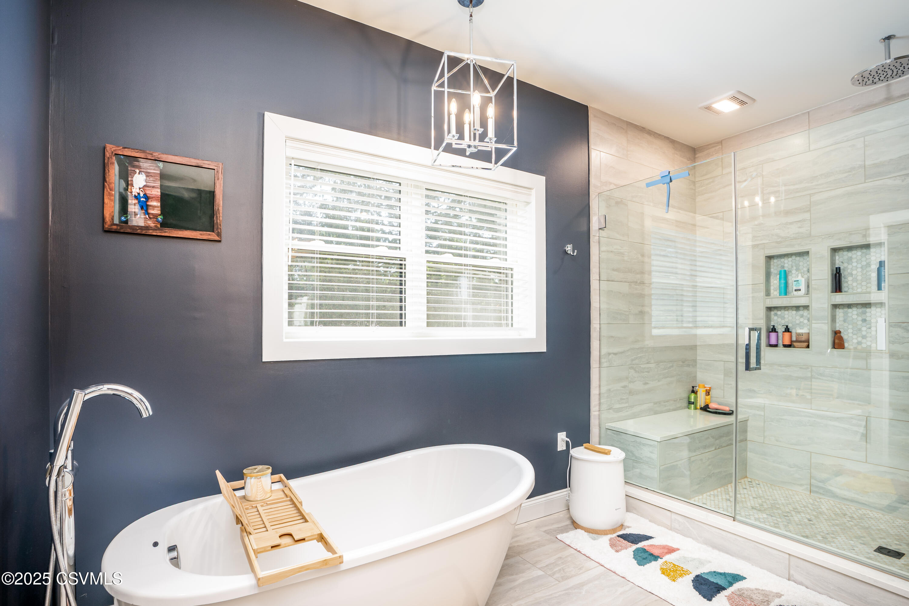 Lewisburg, Pennsylvania 17837, United States, 4 Bedrooms Bedrooms, ,4 BathroomsBathrooms,Residential,Active,163024