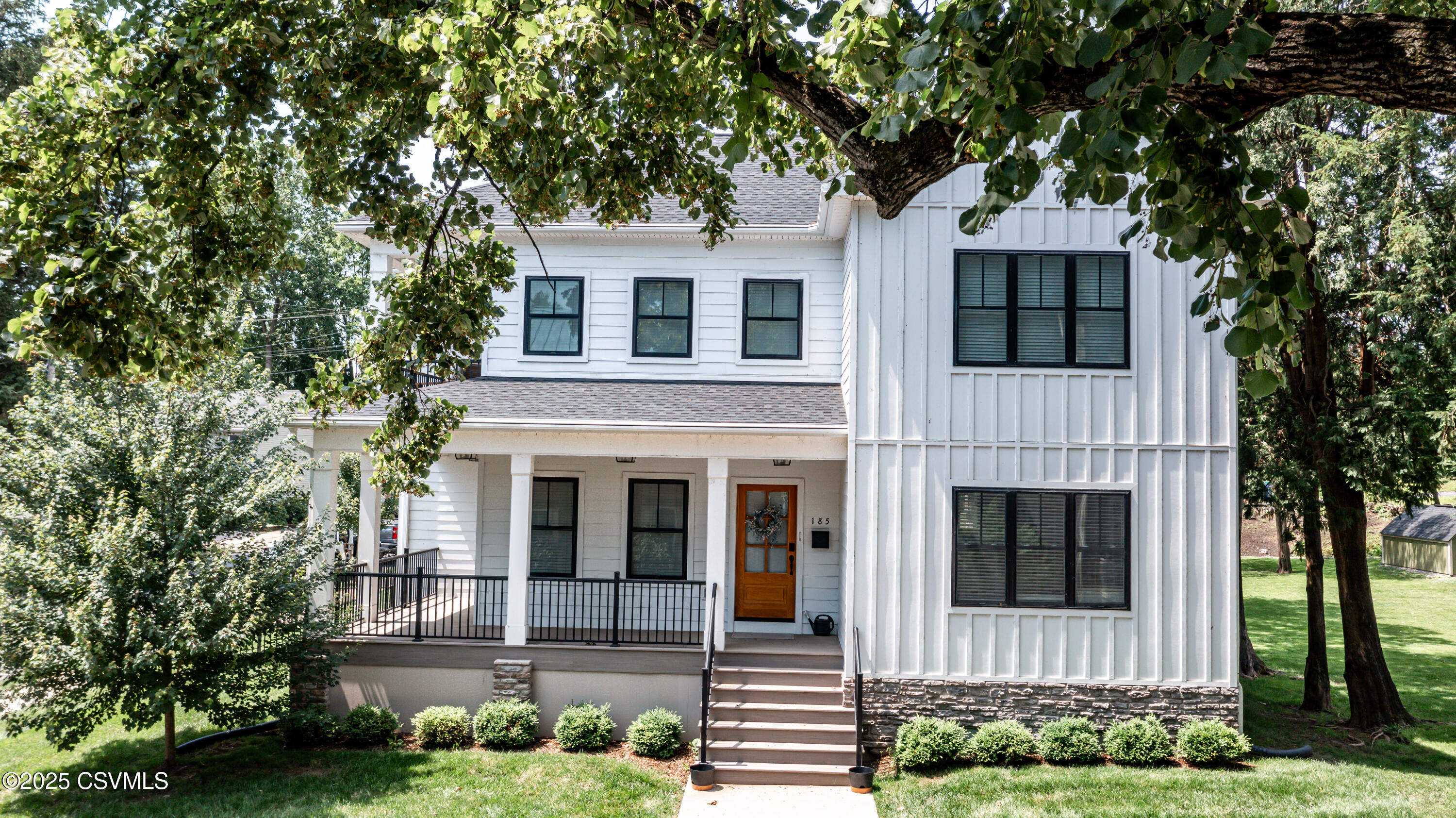 Lewisburg, Pennsylvania 17837, United States, 4 Bedrooms Bedrooms, ,4 BathroomsBathrooms,Residential,Active,163024