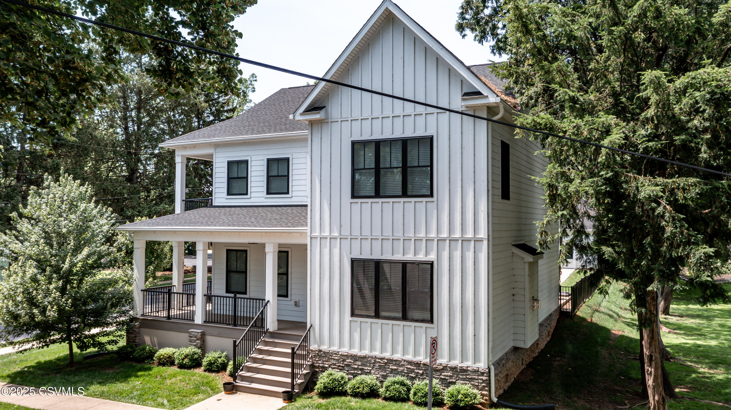 Lewisburg, Pennsylvania 17837, United States, 4 Bedrooms Bedrooms, ,4 BathroomsBathrooms,Residential,Active,163024