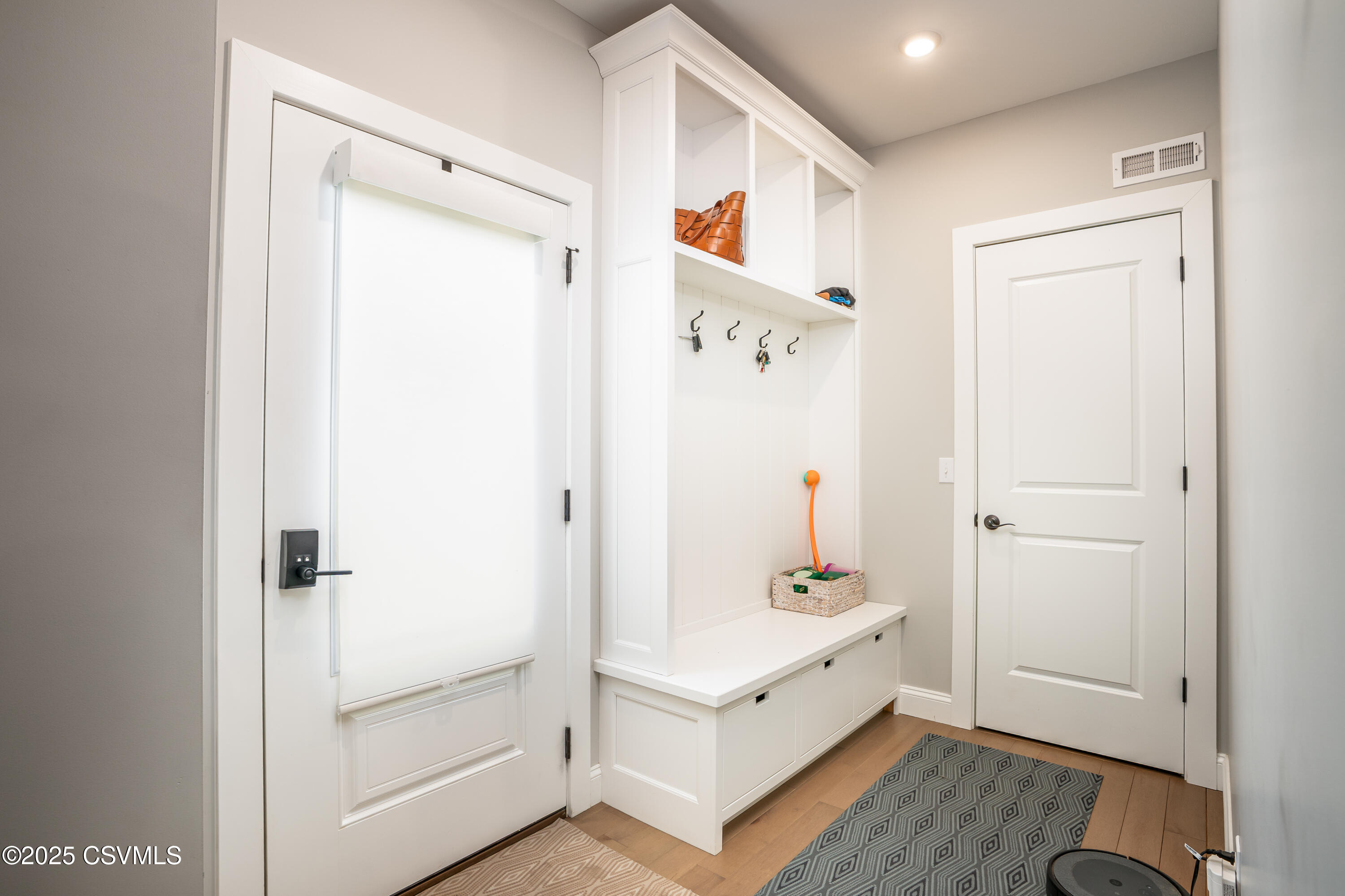 Lewisburg, Pennsylvania 17837, United States, 4 Bedrooms Bedrooms, ,4 BathroomsBathrooms,Residential,Active,163024